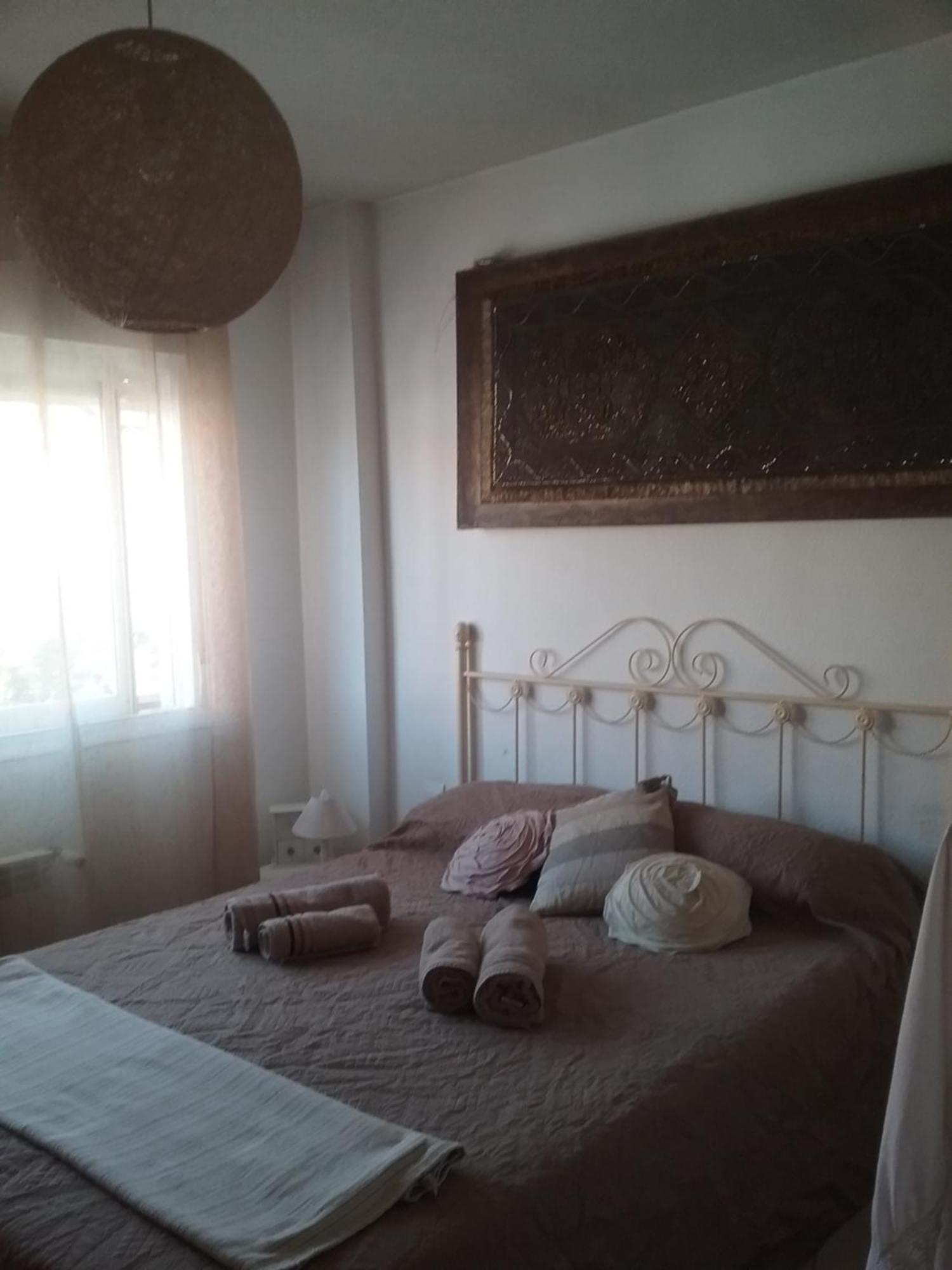Calidas Dobles, Bano Privado Y Patio Homestay