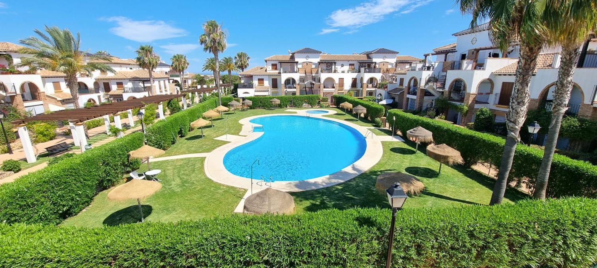 Homes Of Spain, Al Andalus Residencial Ja Bajo En Frente Piscina, Wifi Apartment