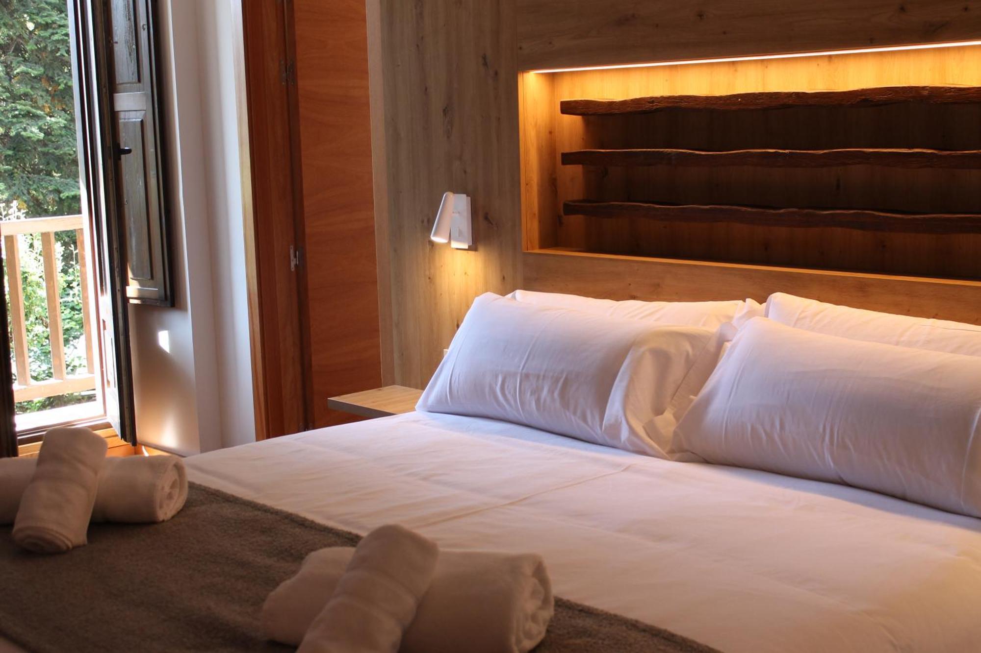 Hotel Saurat
