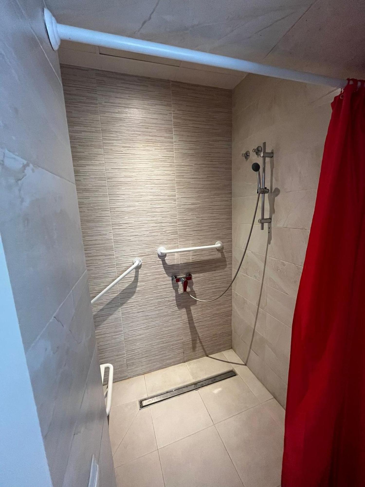 A2c (adults Only) Hostel *