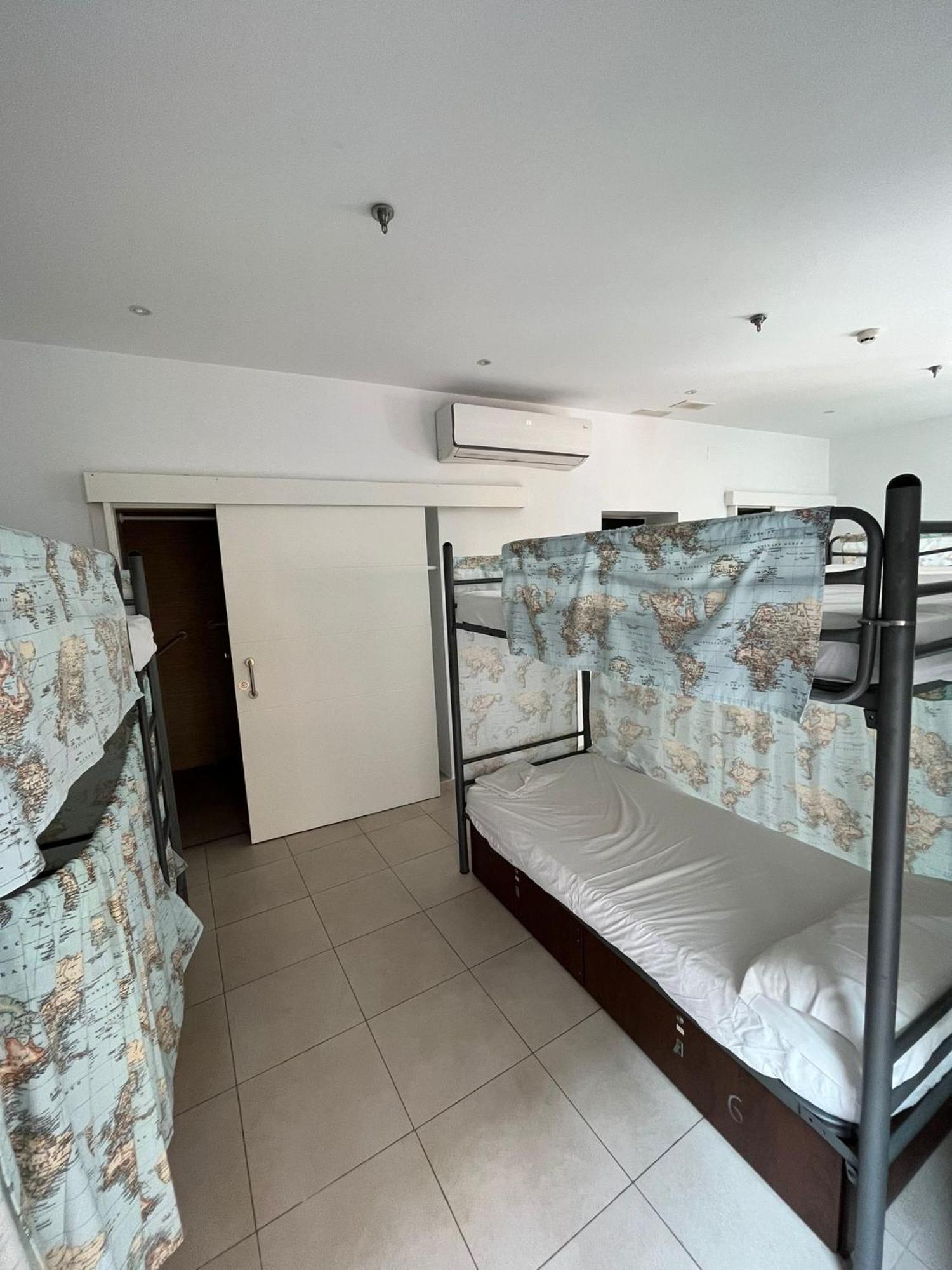 Hostel A2c (adults Only) *