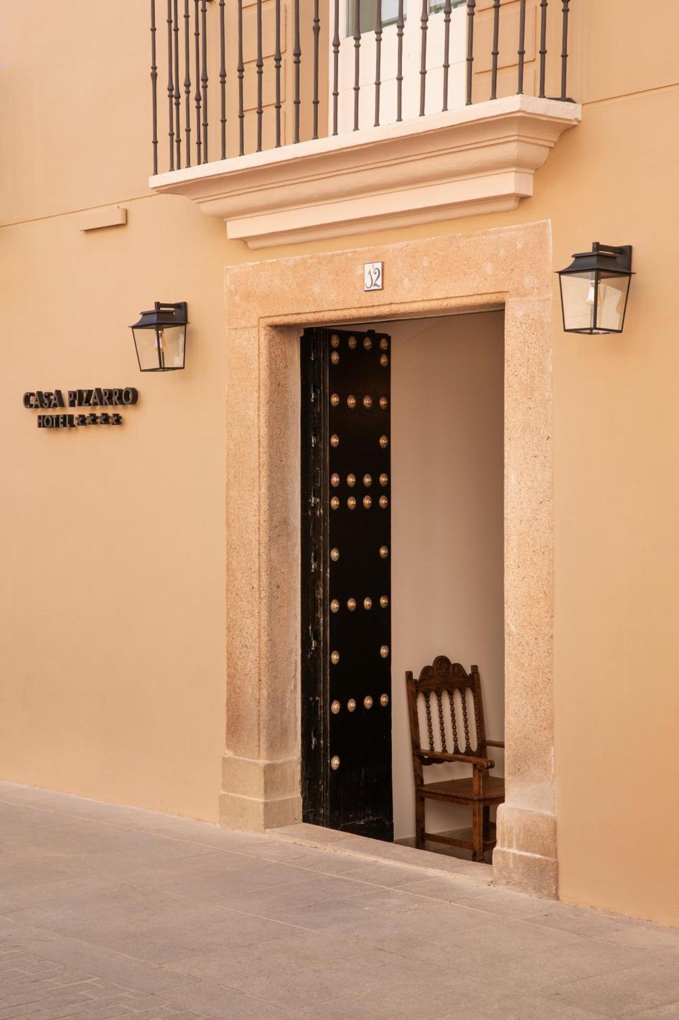 Hotel Casa Pizarro 4*