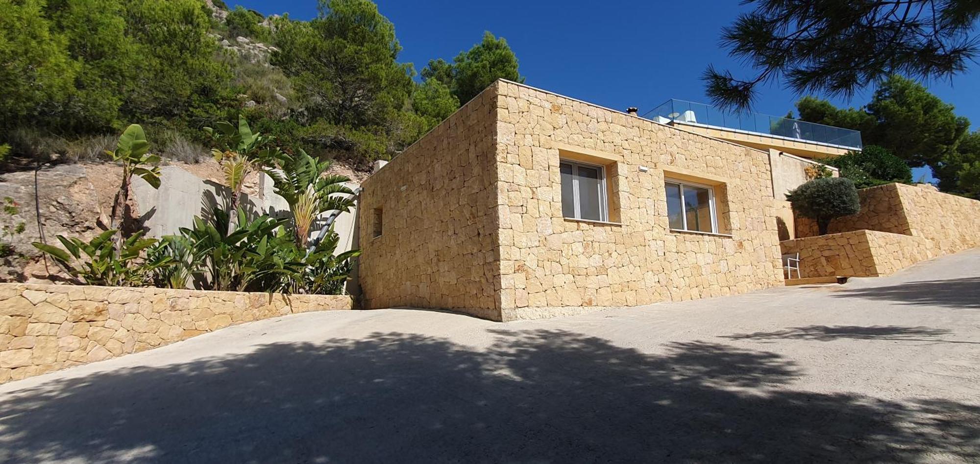 Casita Puig Campana Holiday home *