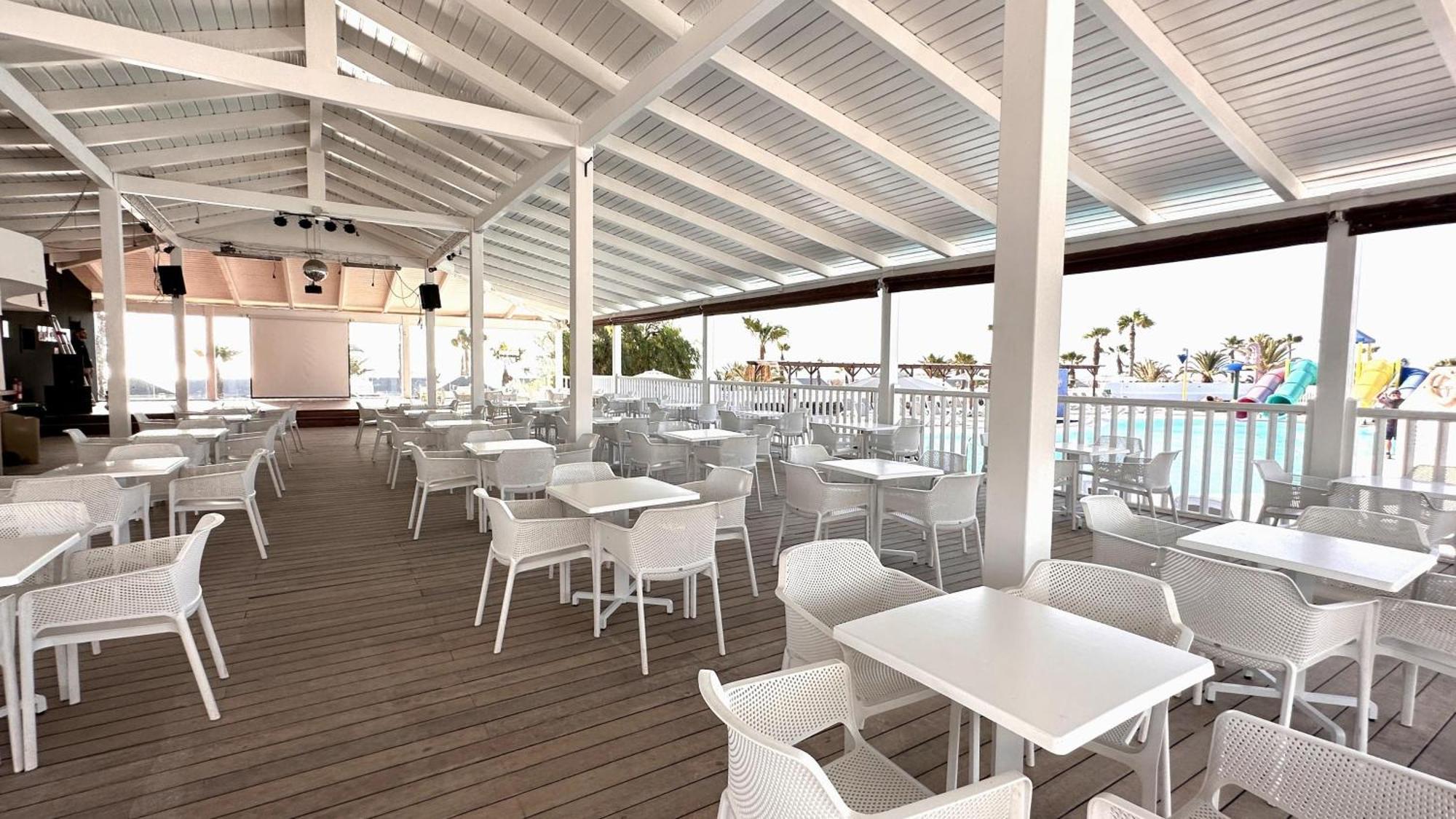 Aparthotel Caleta Dorada
