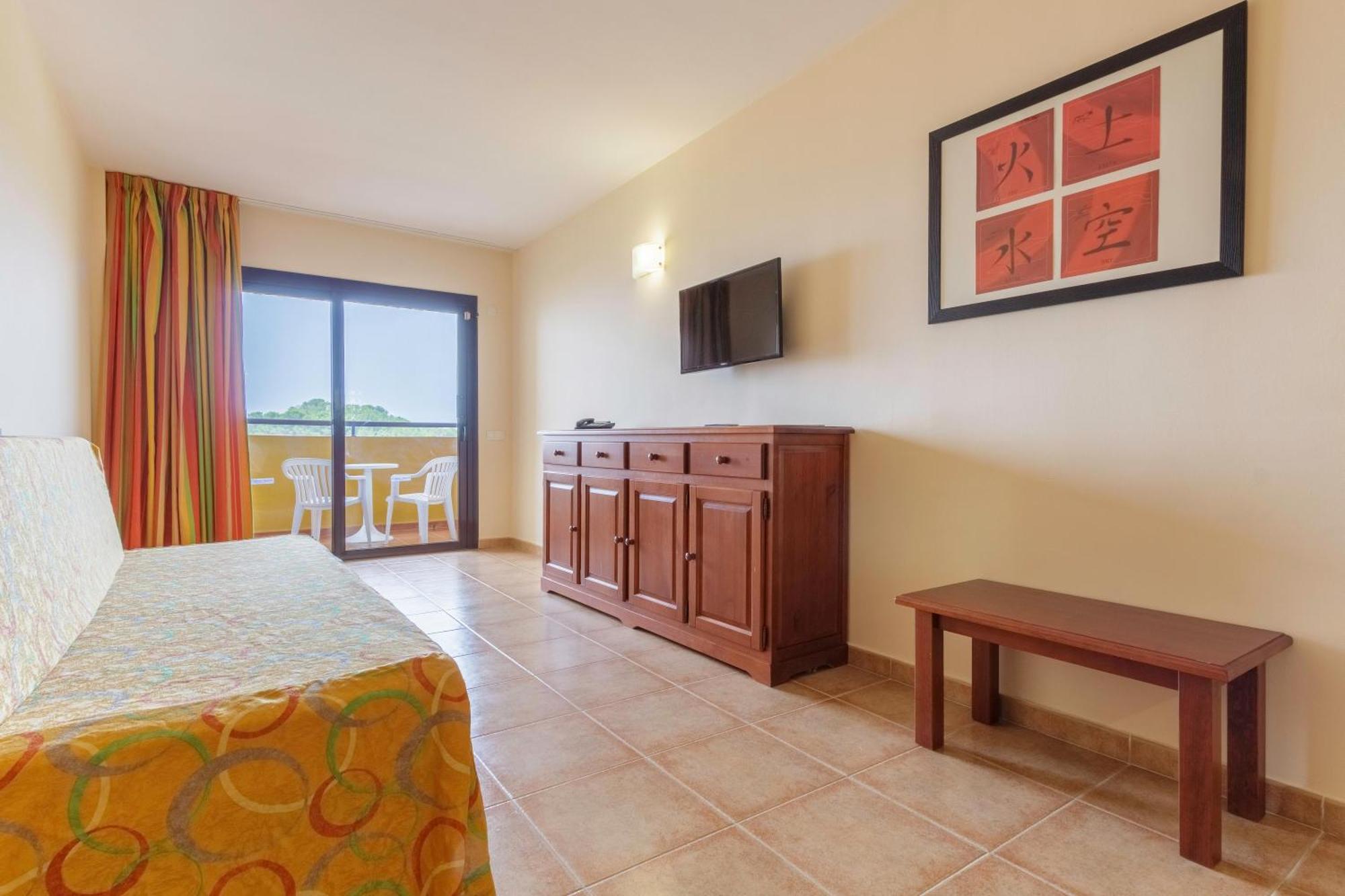 Aparthotel Alcazar La Herradura (Granada)