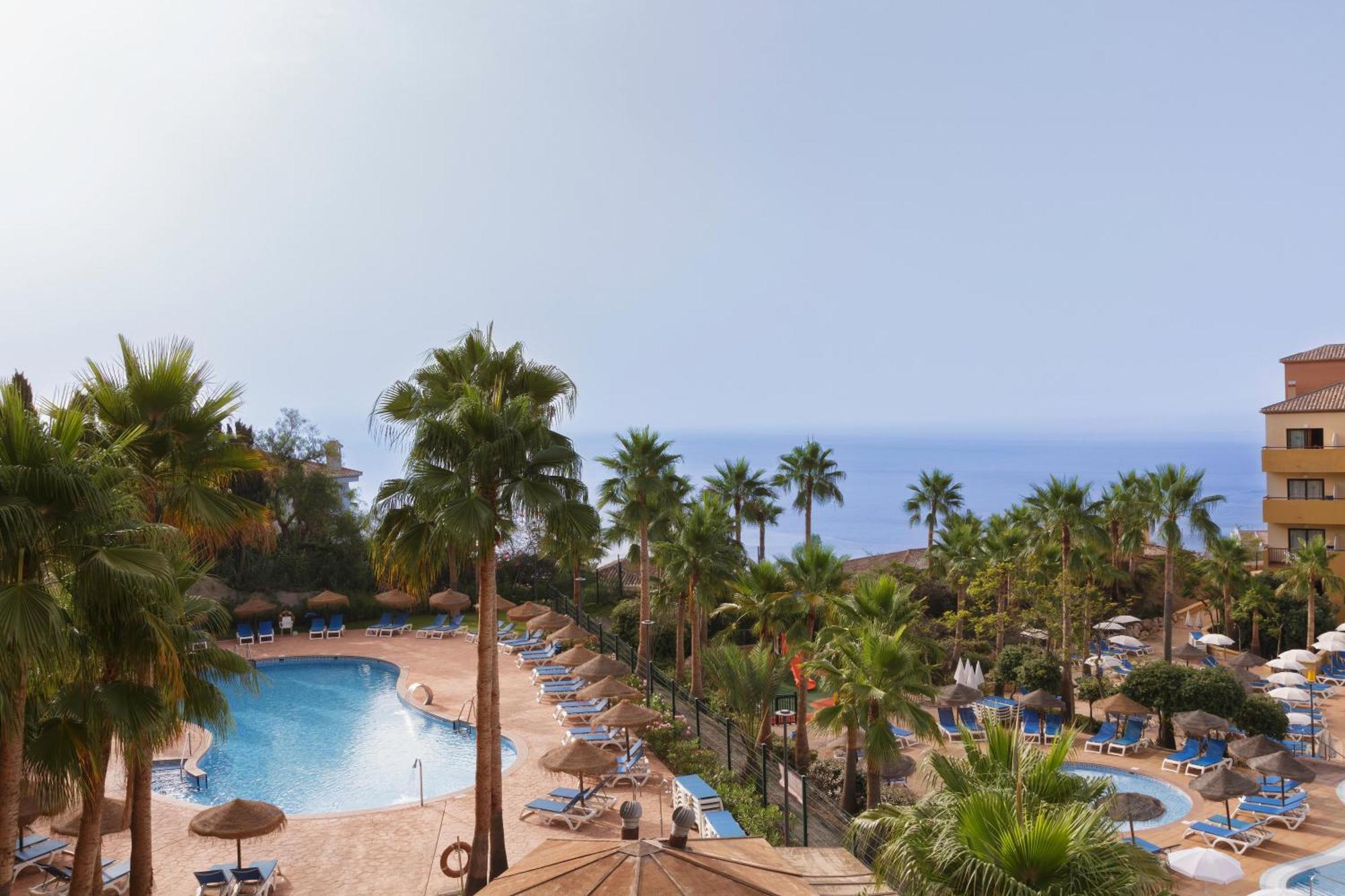 Alcazar Aparthotel *