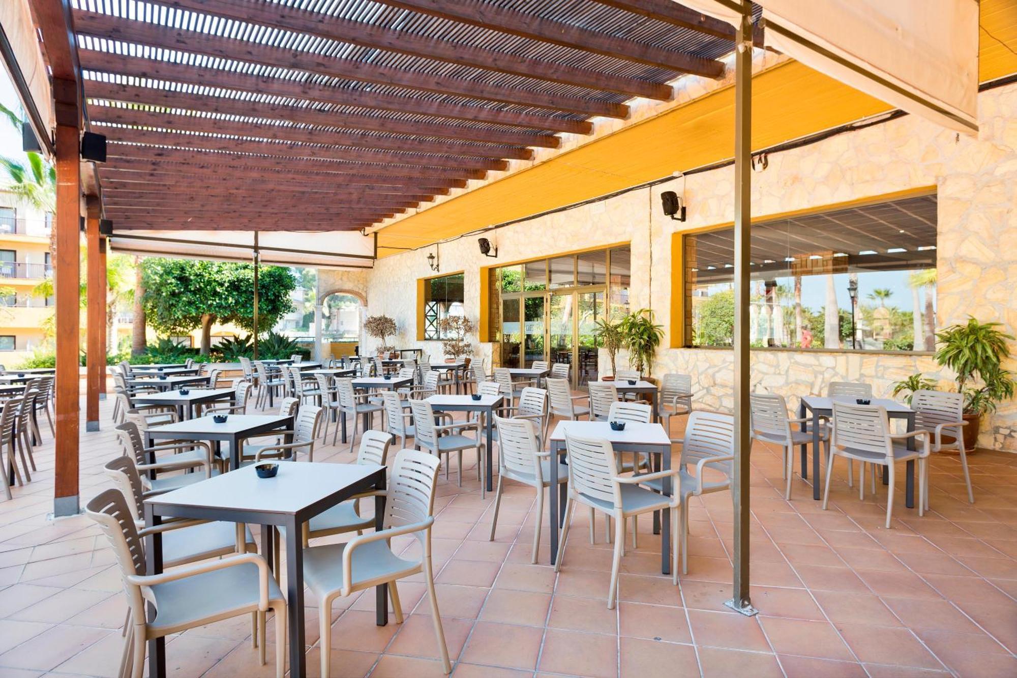 Alcazar Aparthotel