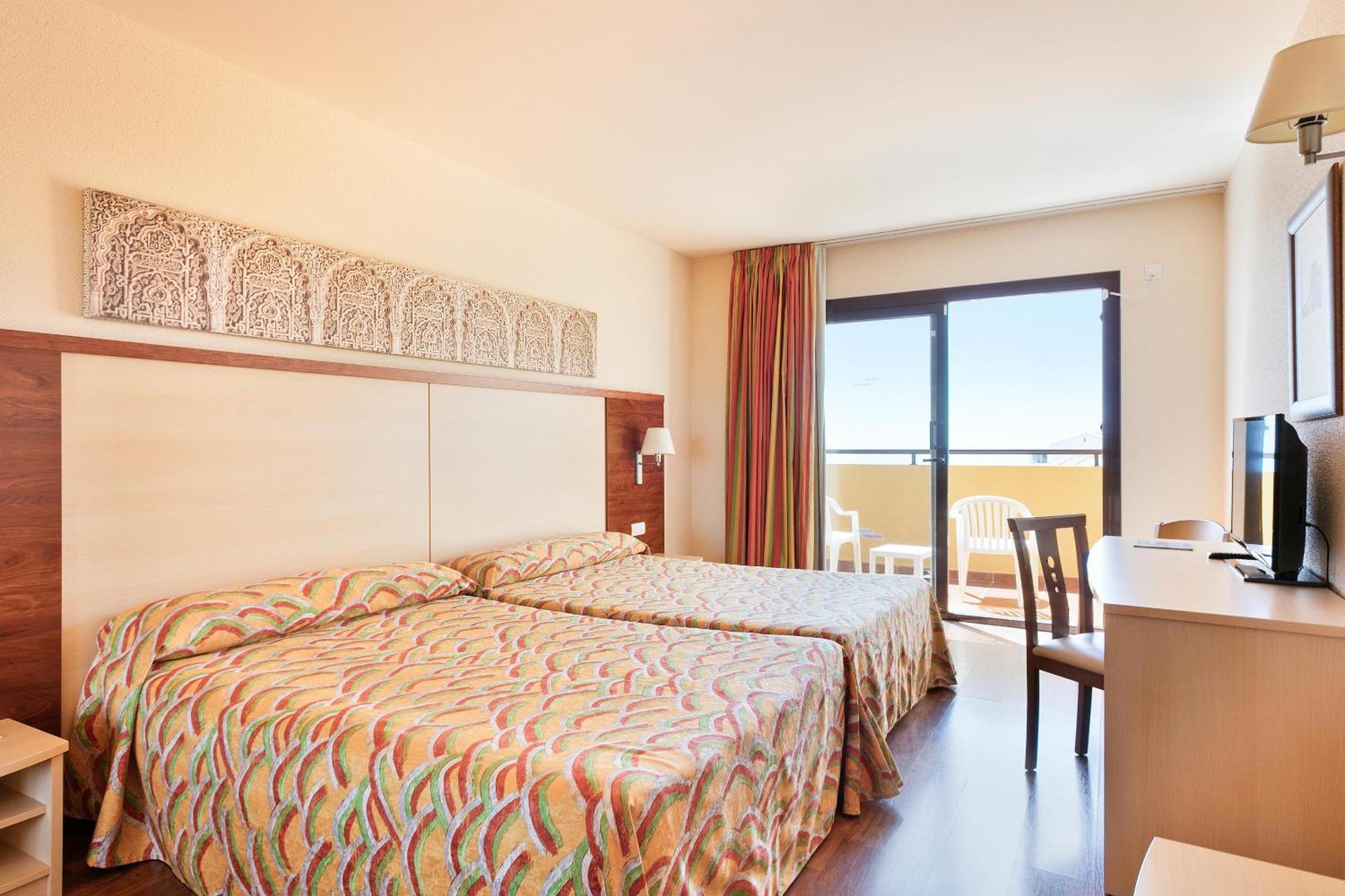 Alcazar 4*