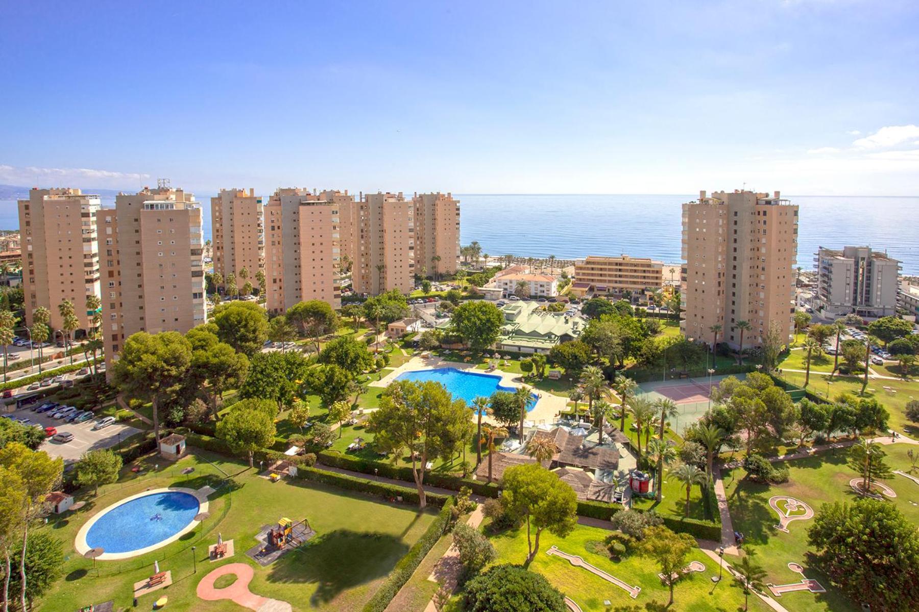 Playamar Flat In The With Pool, Tennis And Paddle Court, Gardens Apartamento *