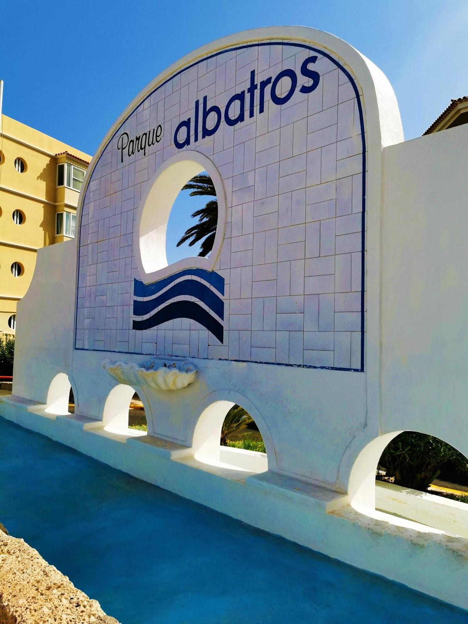 Apartment Strelitzia - Ocean View & Heated Pool