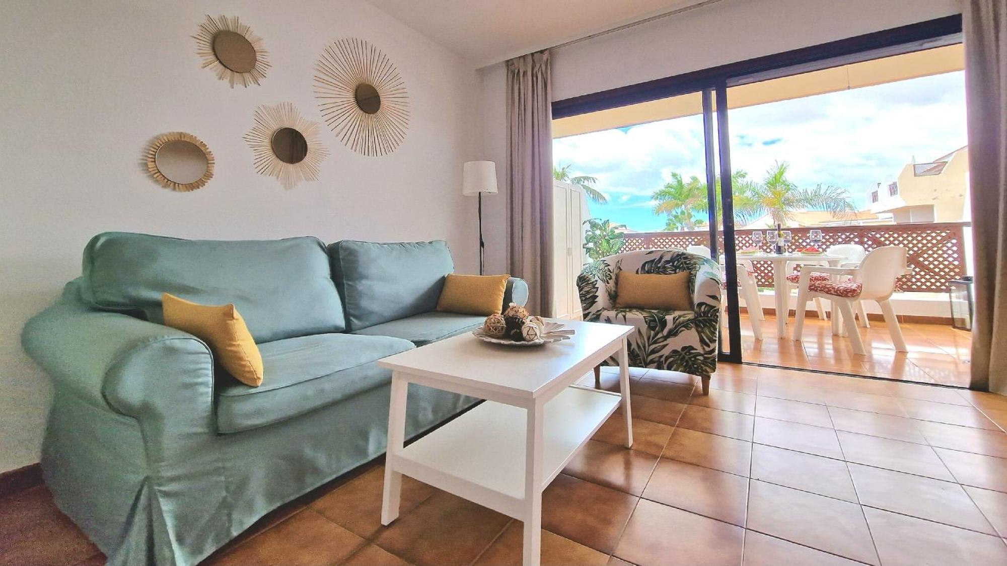 Strelitzia - Ocean View & Heated Pool *