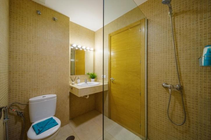 Spacious Private & Private Heated Pool - Sunshine