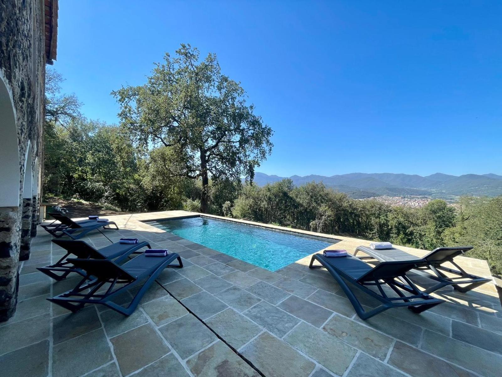 Mas Puig De Baix With Private Pool And Gardens Holiday home Olot