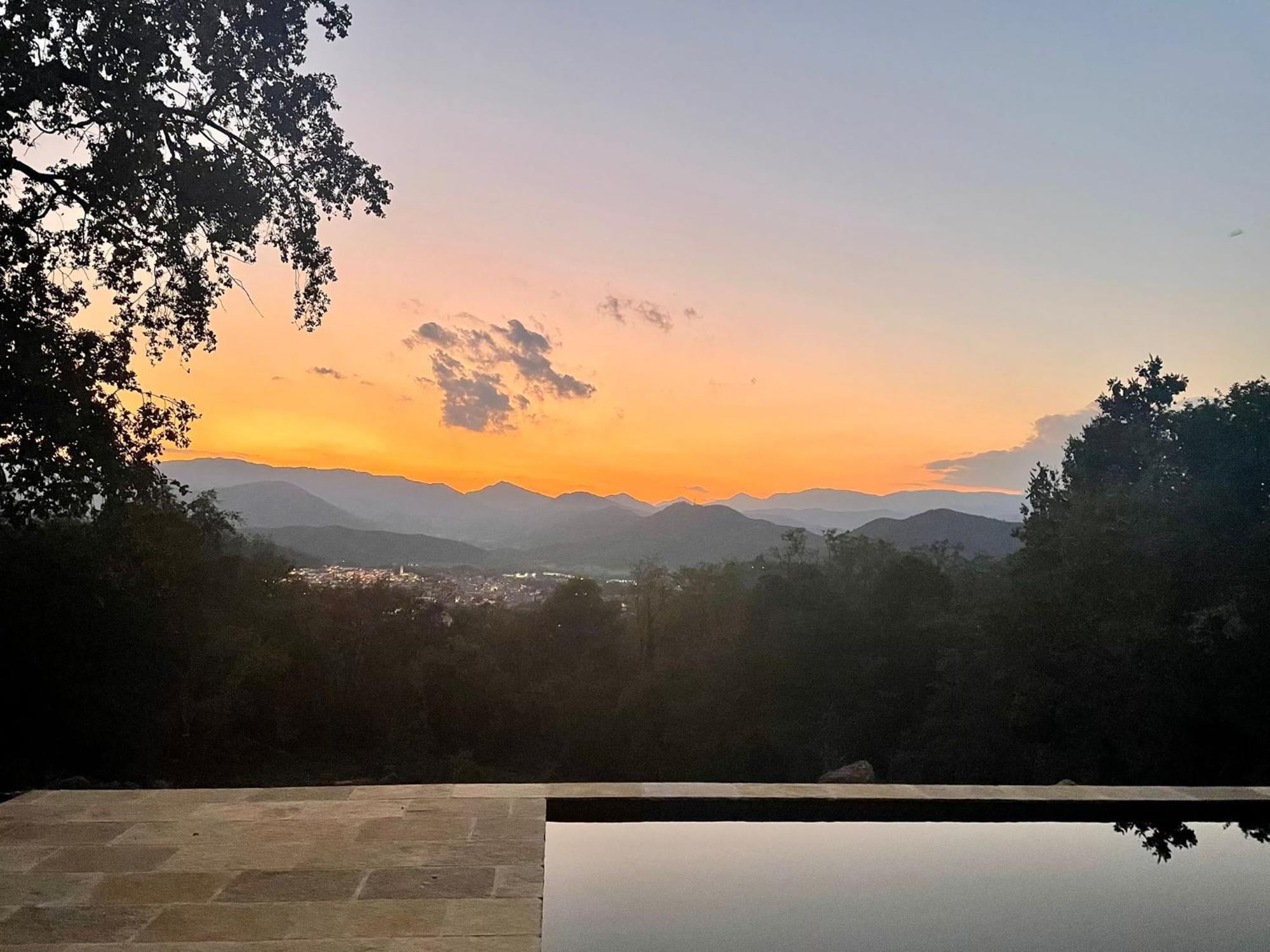 Mas Puig De Baix With Private Pool And Gardens Holiday home