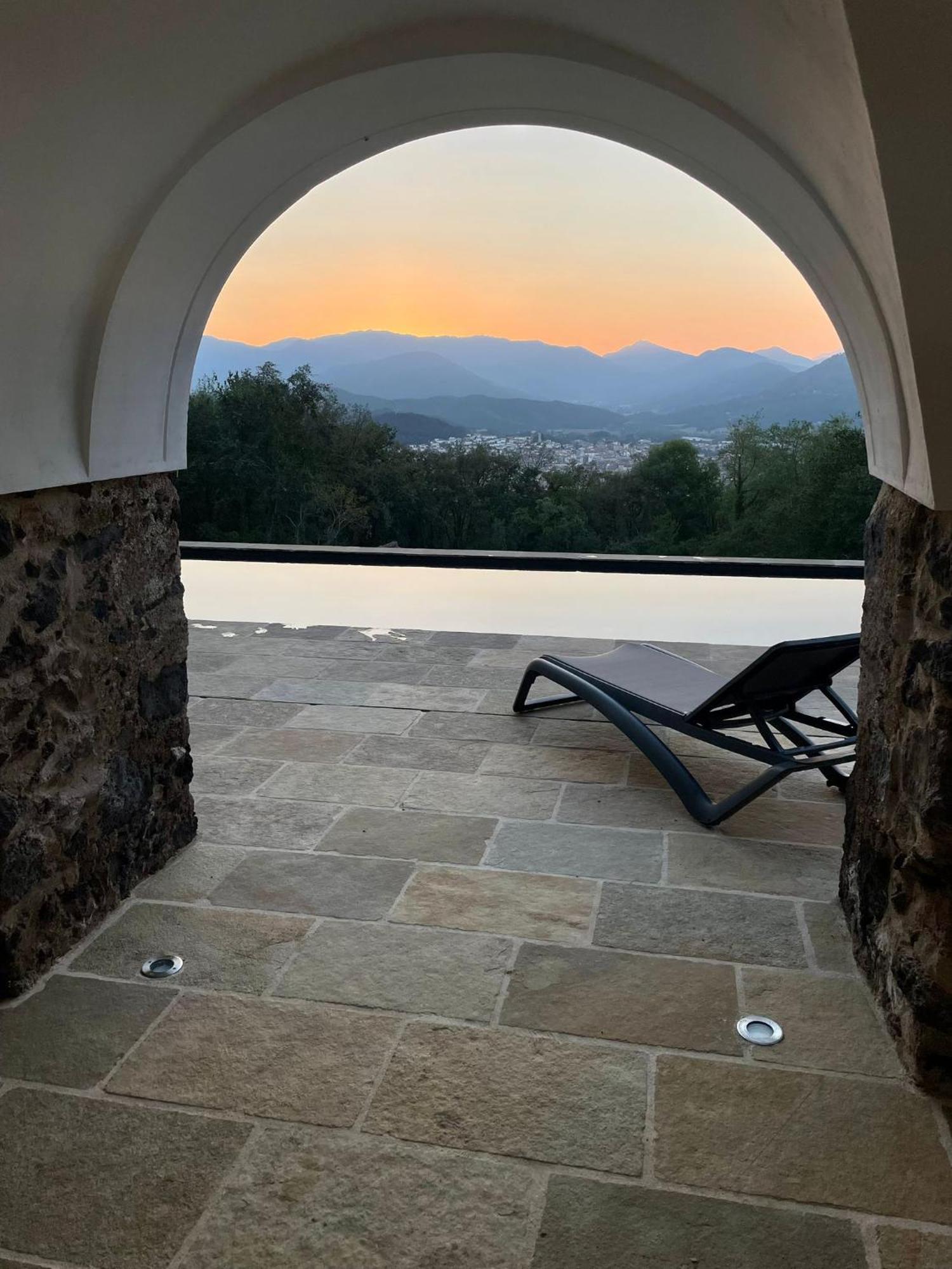 Mas Puig De Baix With Private Pool And Gardens Holiday home