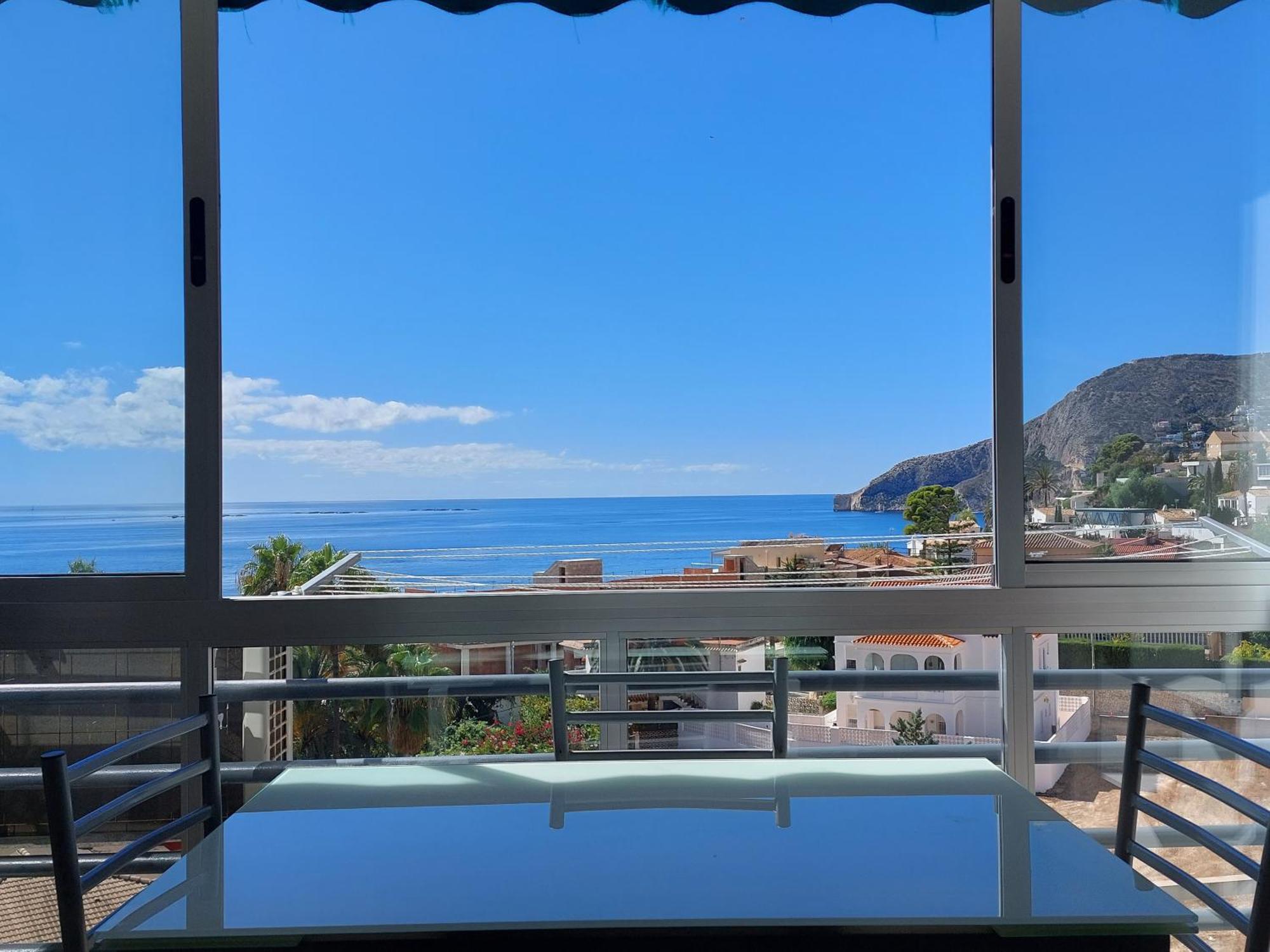 Apartment Vistas Al Mar. Junto A La Playa. Garaje Y Piscina. Calpe
