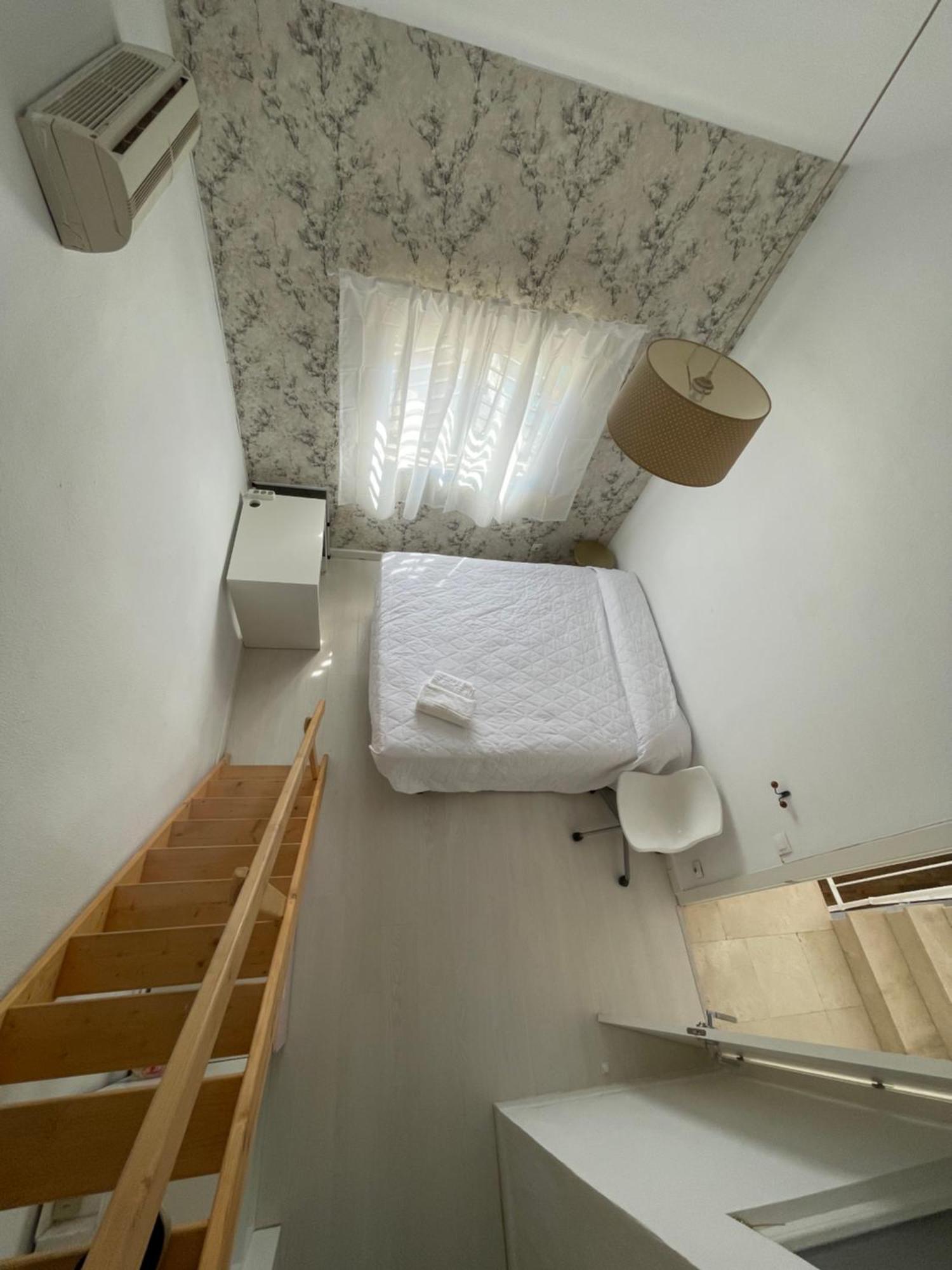 Mediterranean House - Privadas En Casa Compartida Homestay