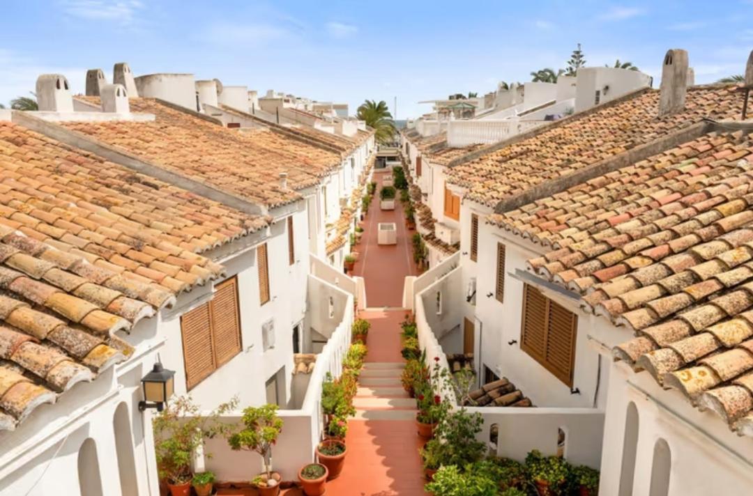 Casa Isa Beach, 1 Minute To The Beach *