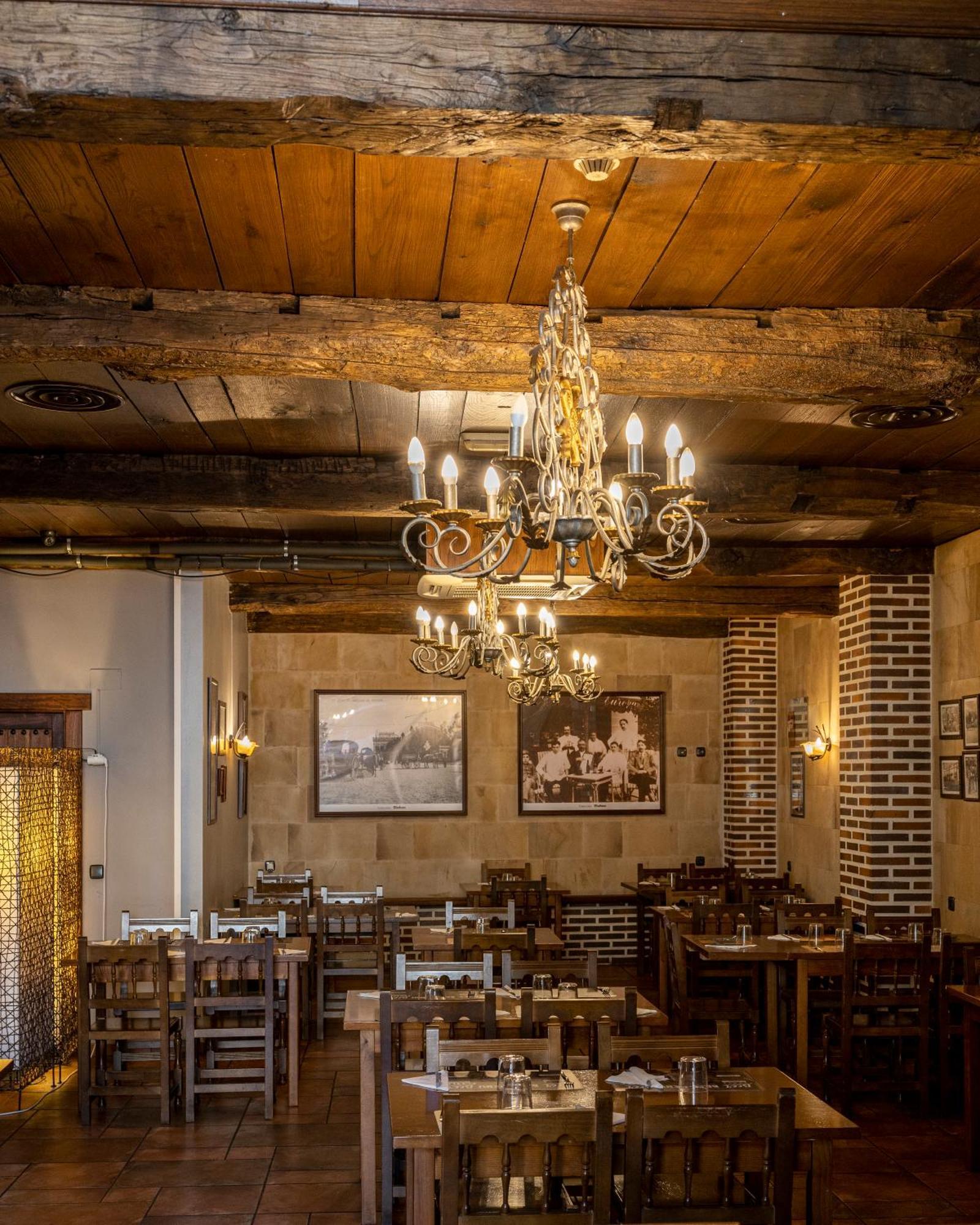 Aroi Bierzo Plaza Hotel 3*