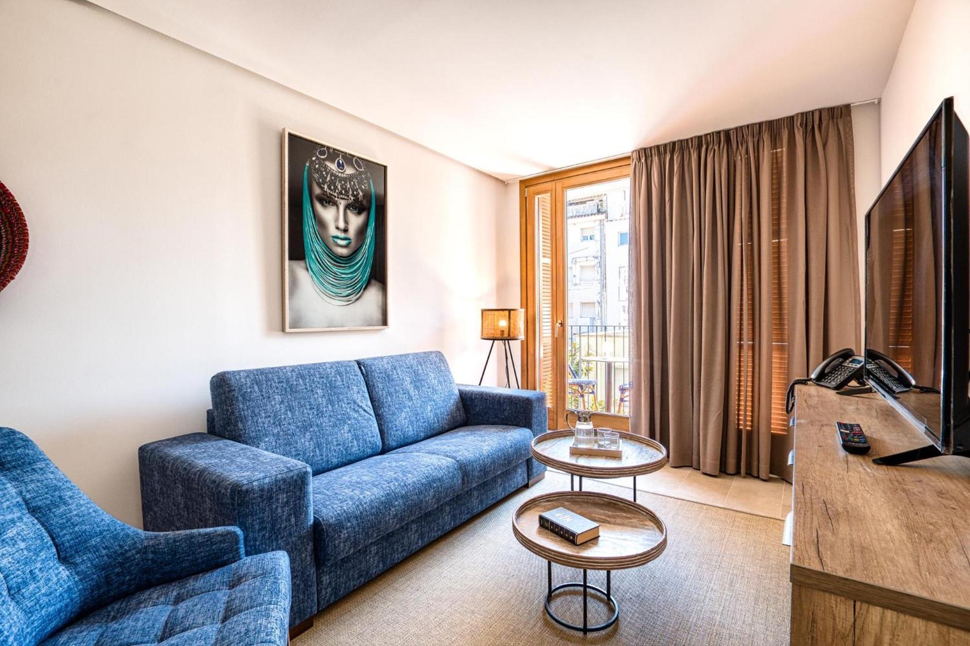 Chic! By Alegria Apartment