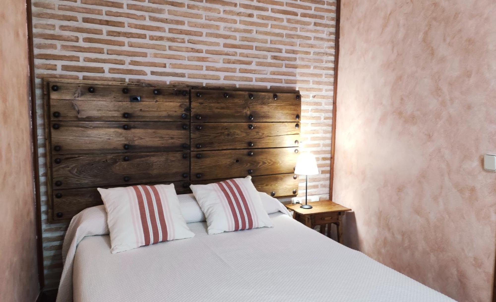Guest house La De Manolo 2*