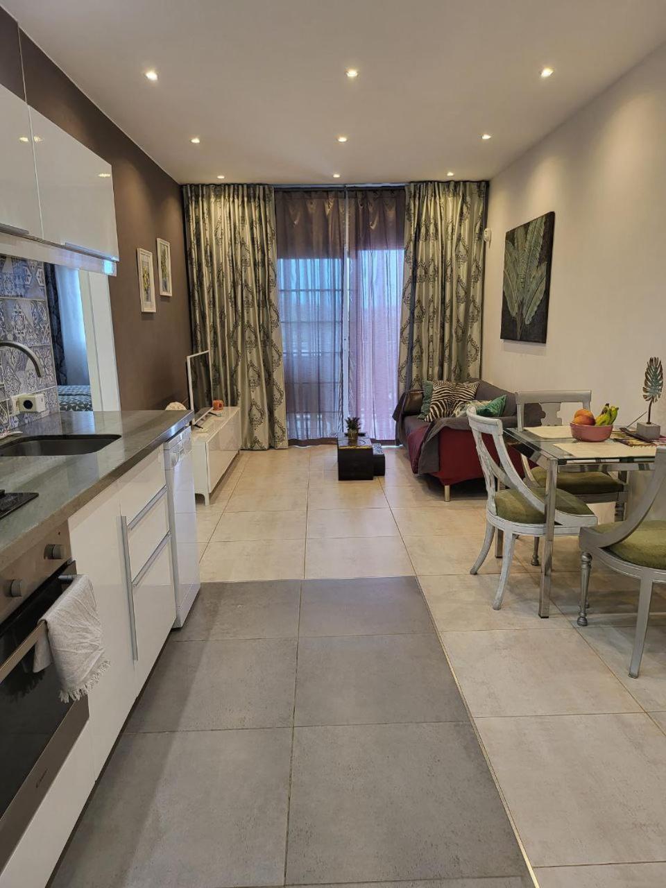 Apartment Cosy 2 Bedroom Near Sea *