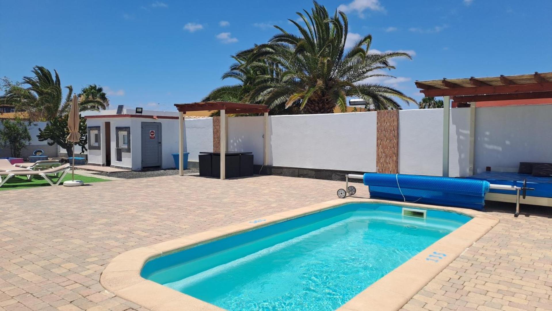 Experience Heated Salty Water Pool Caleta De Fuste