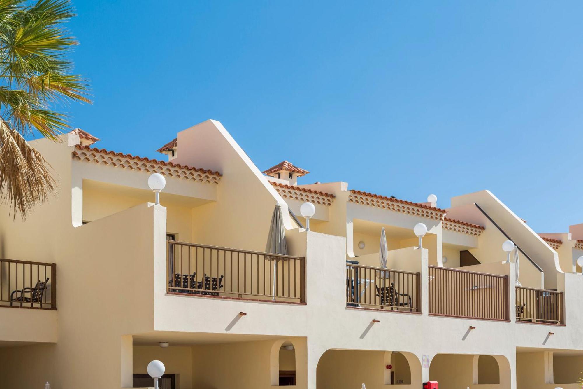 Apartahotel Royal Sunset Club 3*