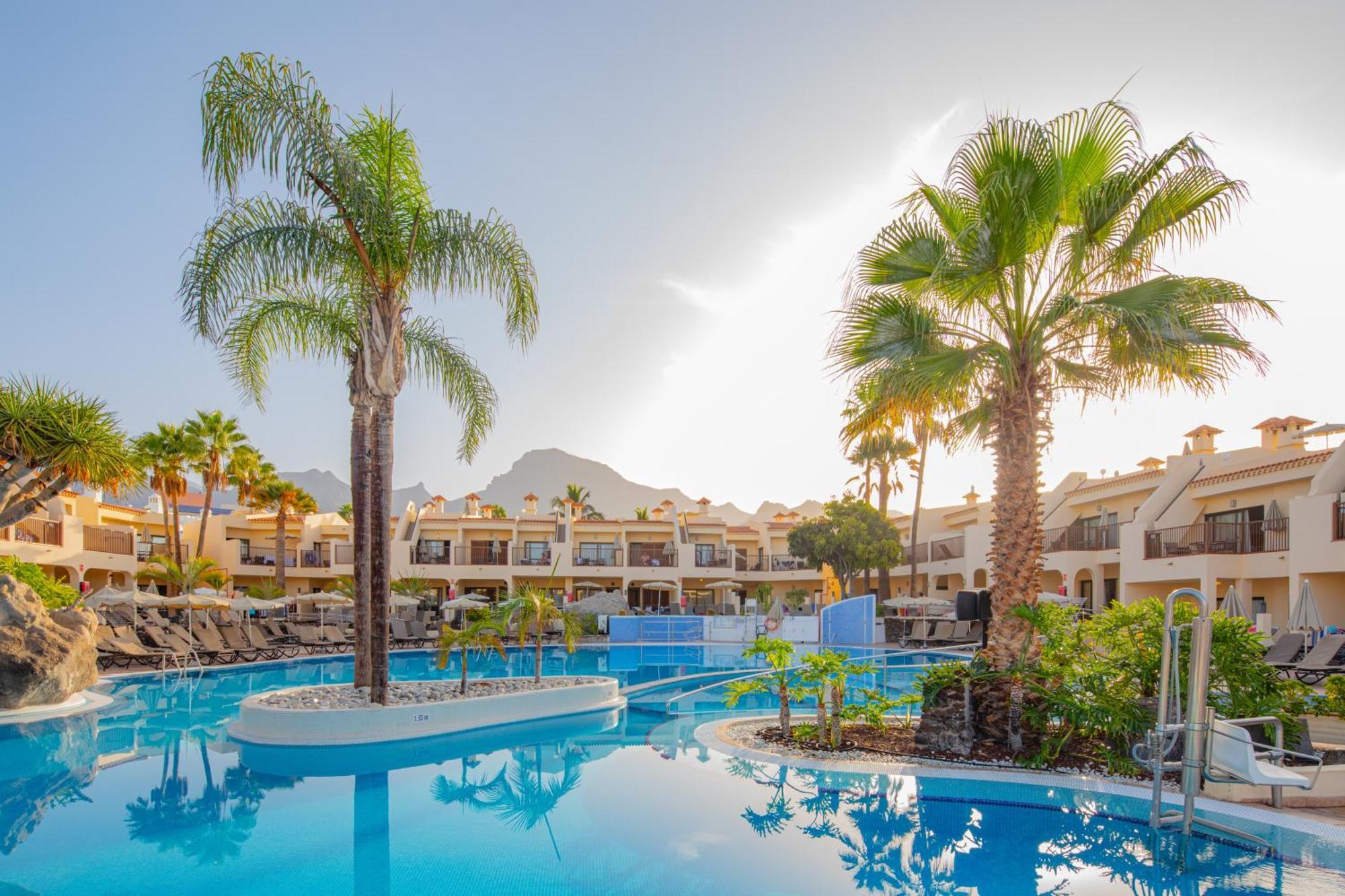 Apartahotel Royal Sunset Club