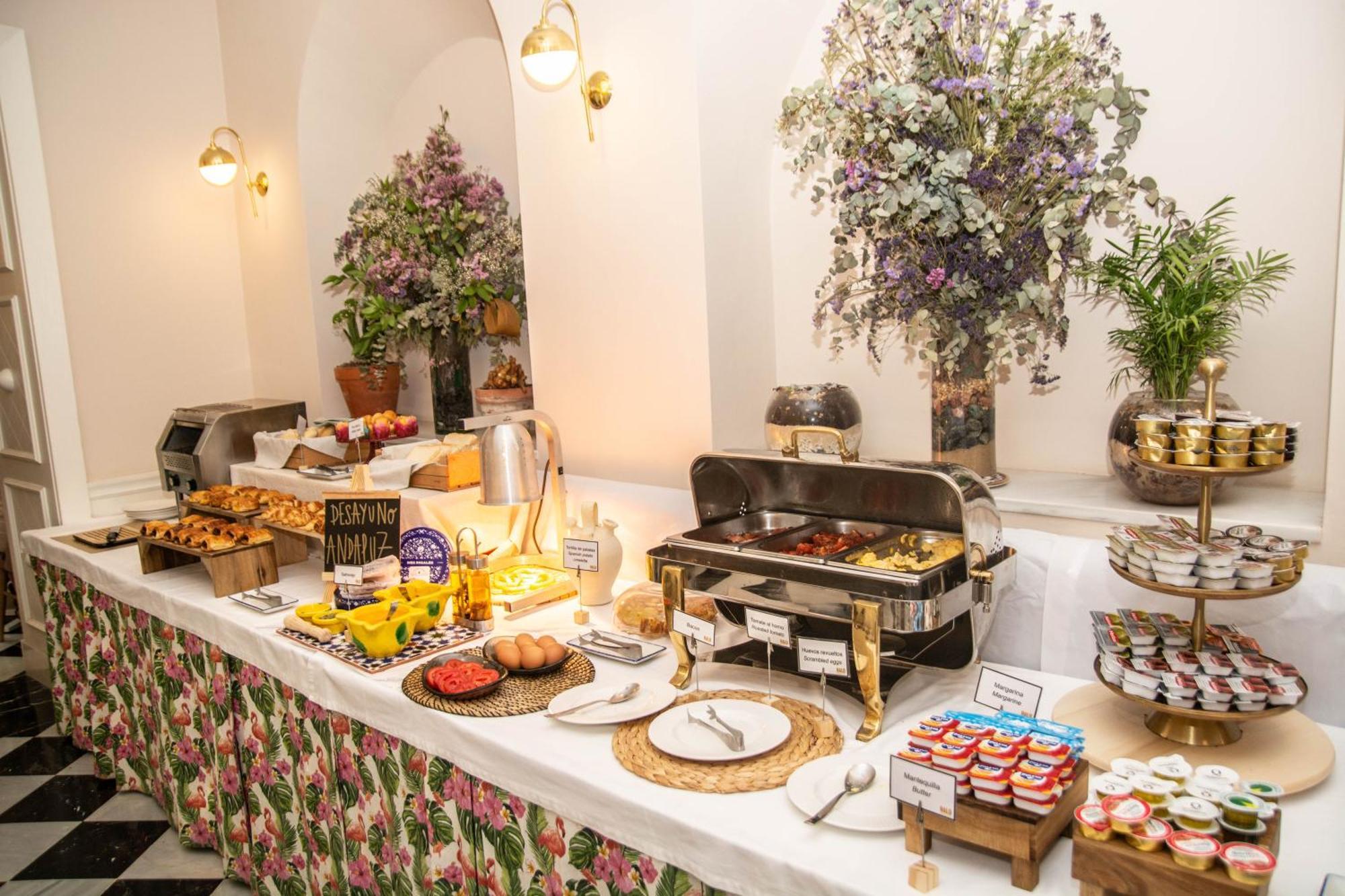 Hotel Boutique Elvira Plaza 3*