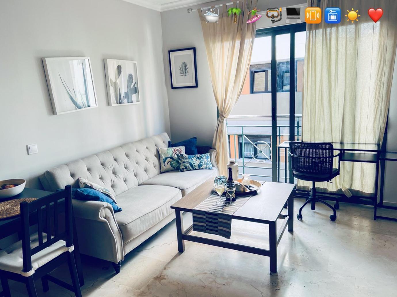 Upscale***las Canteras Beach***balcony Apartment Las Palmas de Gran Canaria