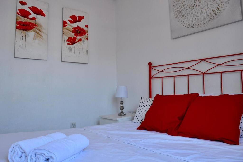 Apartamento La Casa Roja: Luminoso ático Con Vistas