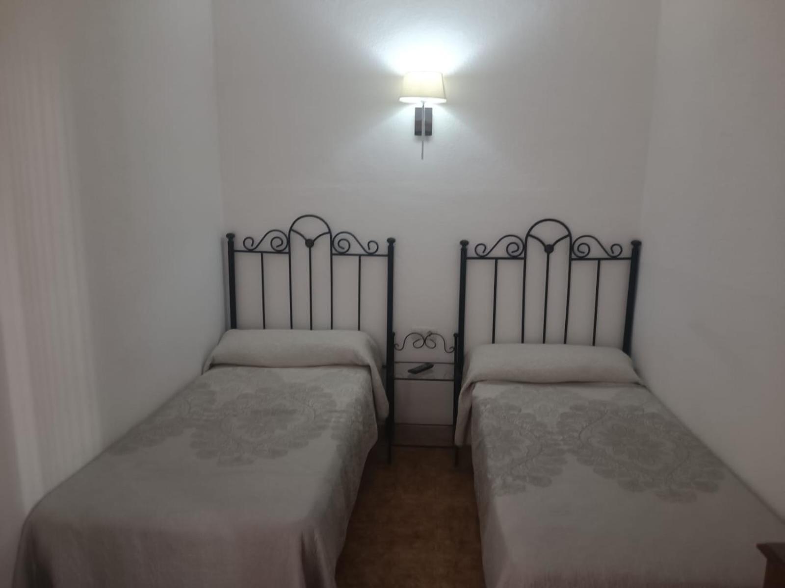 Montes Pensión Granada
