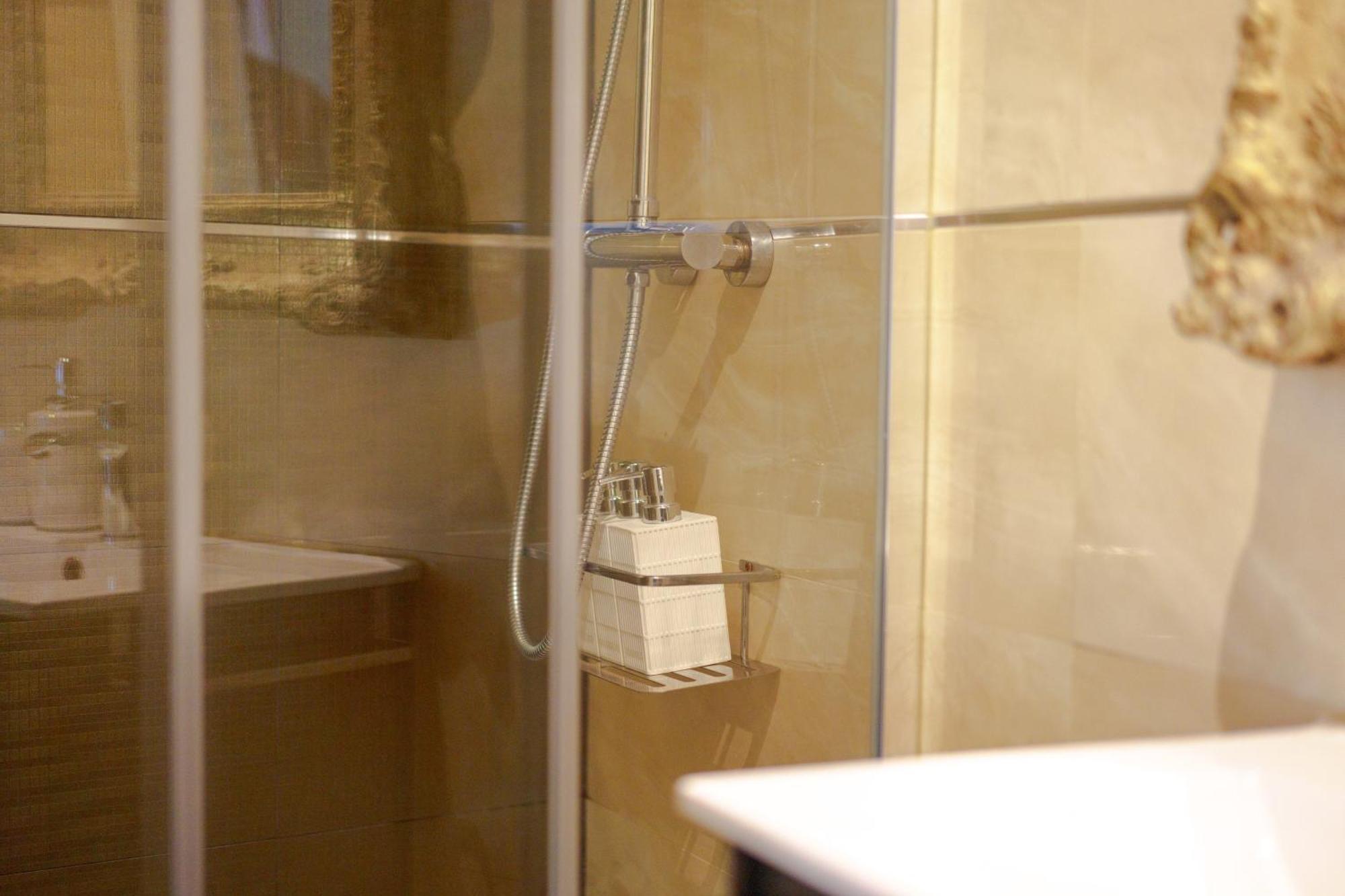 Apartment Aile - Hostatel *