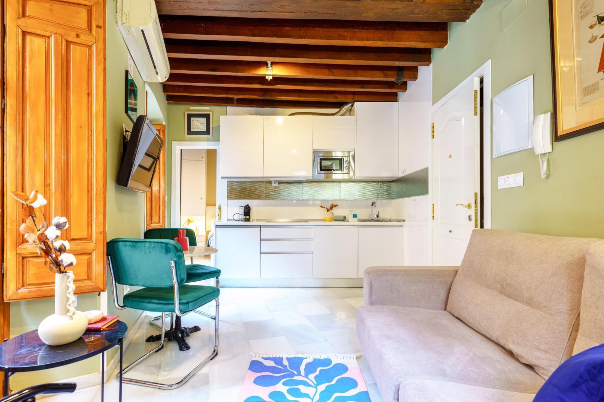 Aile - Hostatel Apartment *