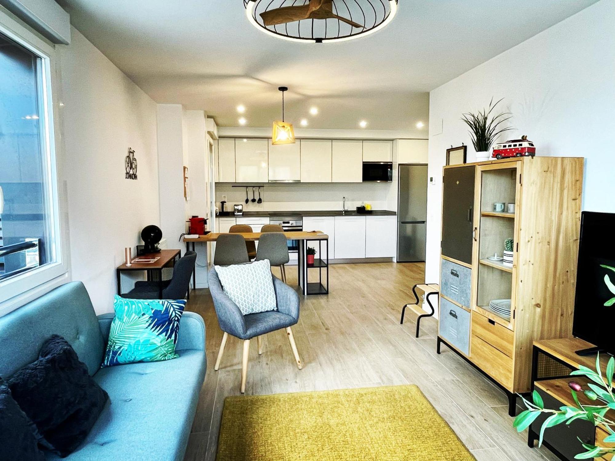 Gran Bilbao Xi With Parking By Aston Apartment Barakaldo