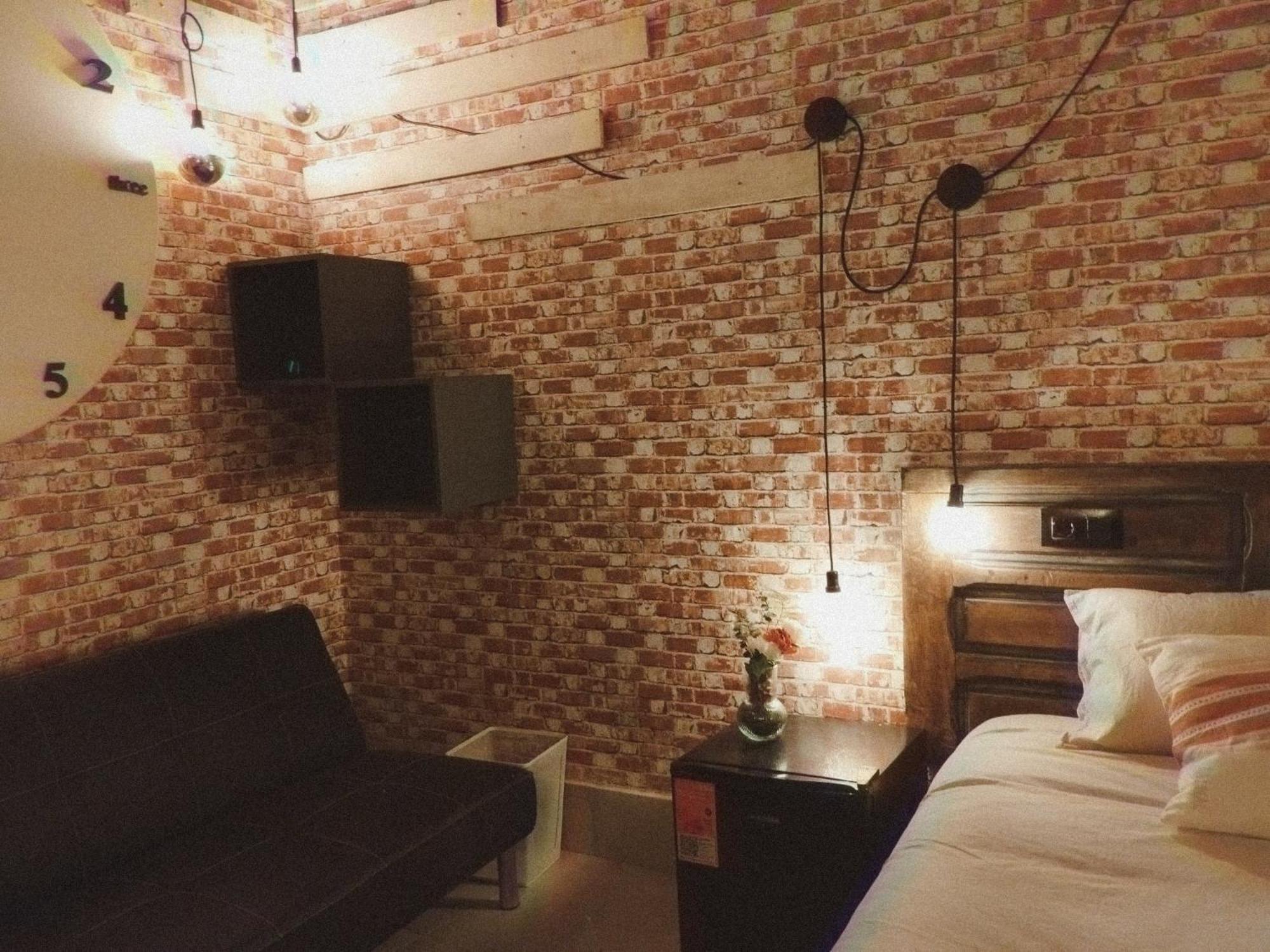 Arte I Espacio Inn *
