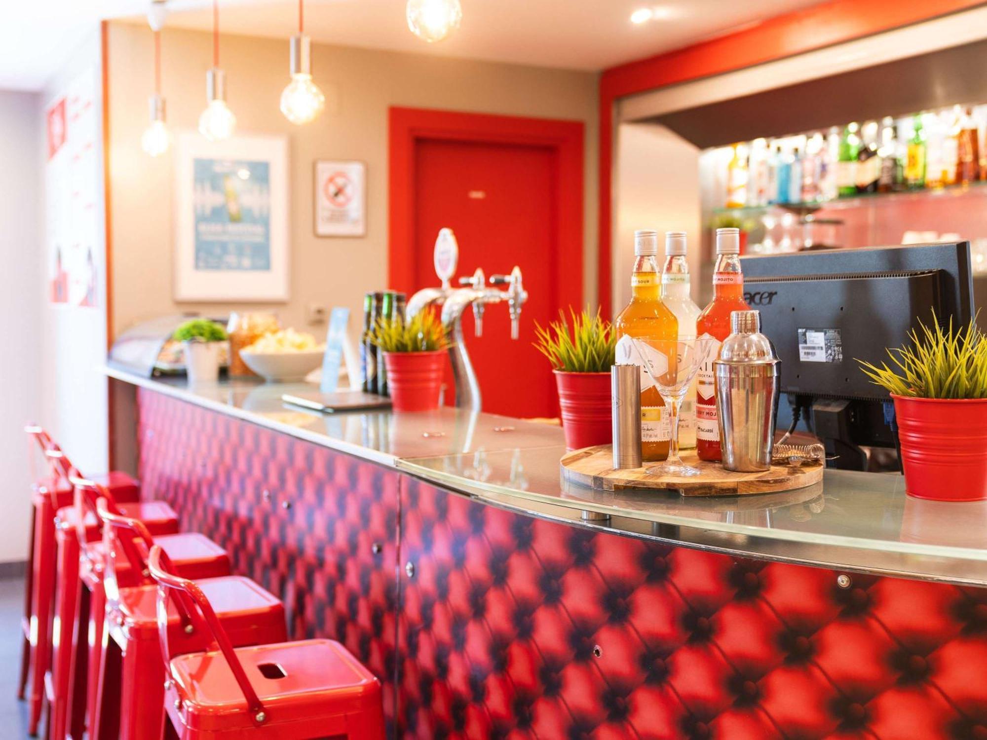 Ibis Madrid Tresaguas Hotel 2*