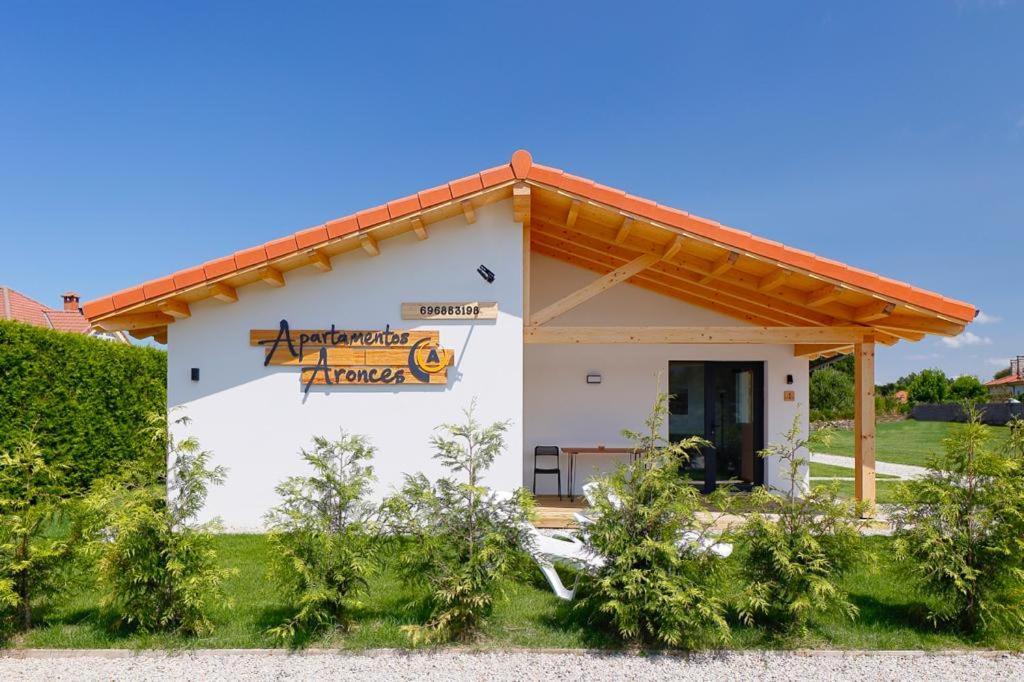 Apartamento Aronces *
