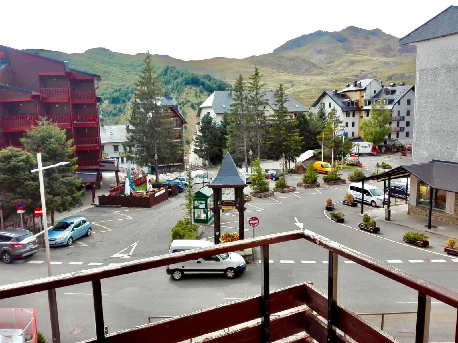 Apartamento Súper Céntrico, Con Vistas A Pistas Y Wifi