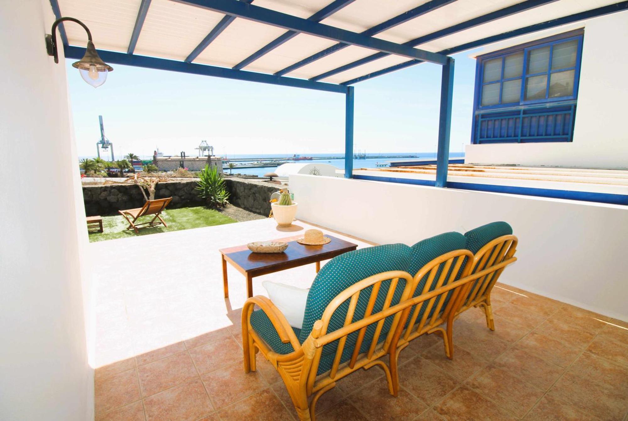 Casa Bahia De Naos Con Vistas Al Mar Holiday home *