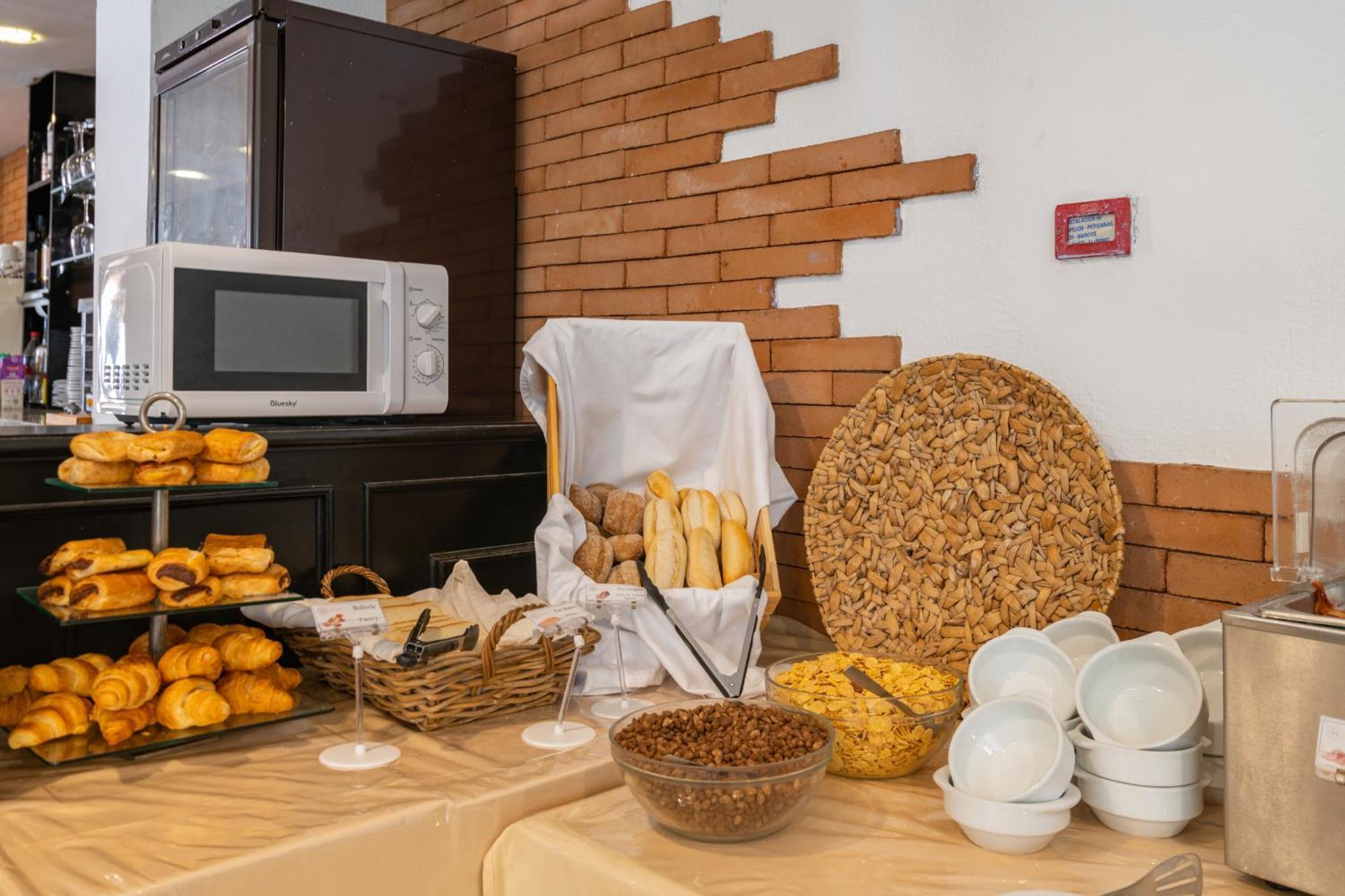 Hotel Playamaro