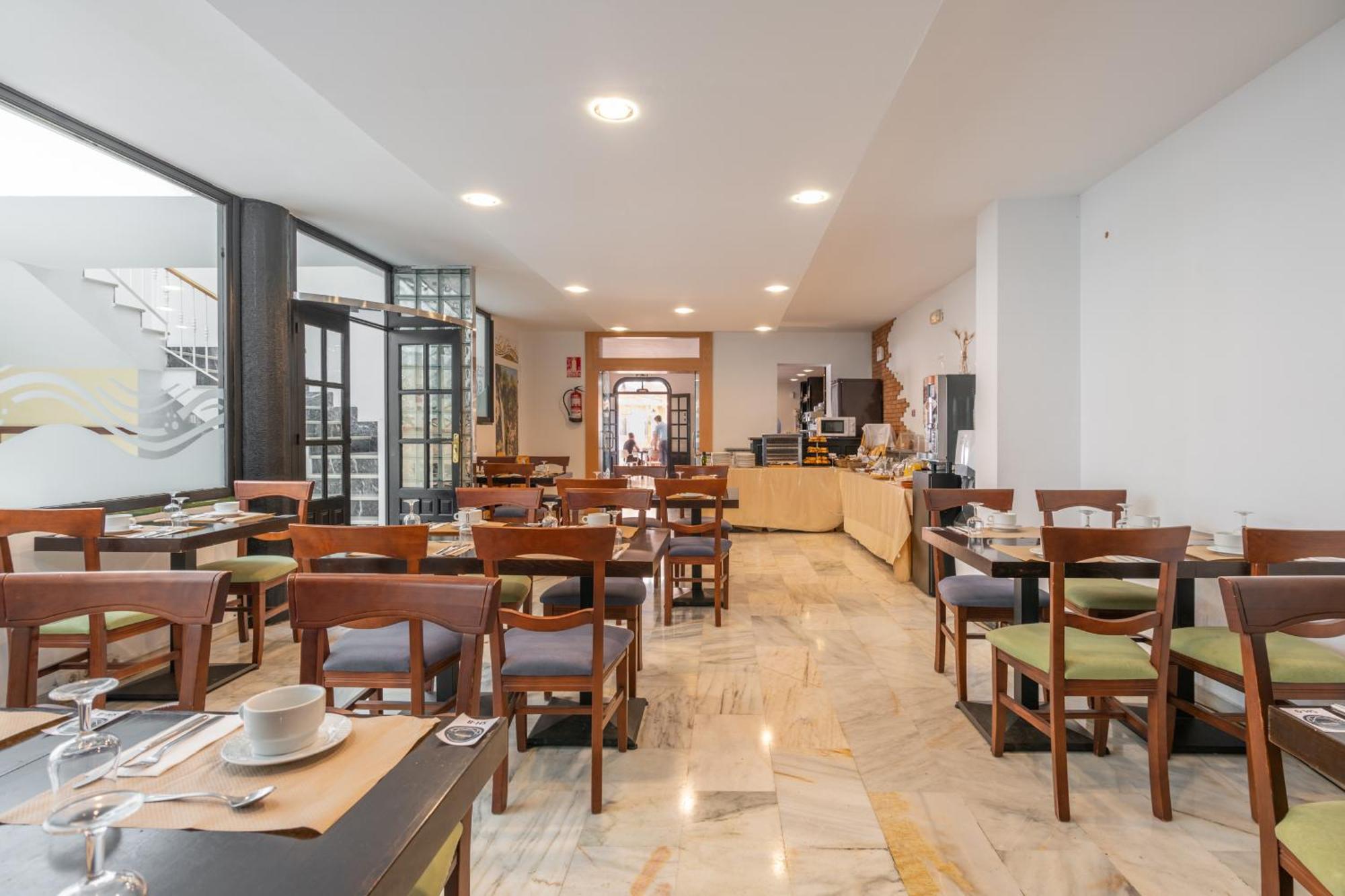 Playamaro Hotel