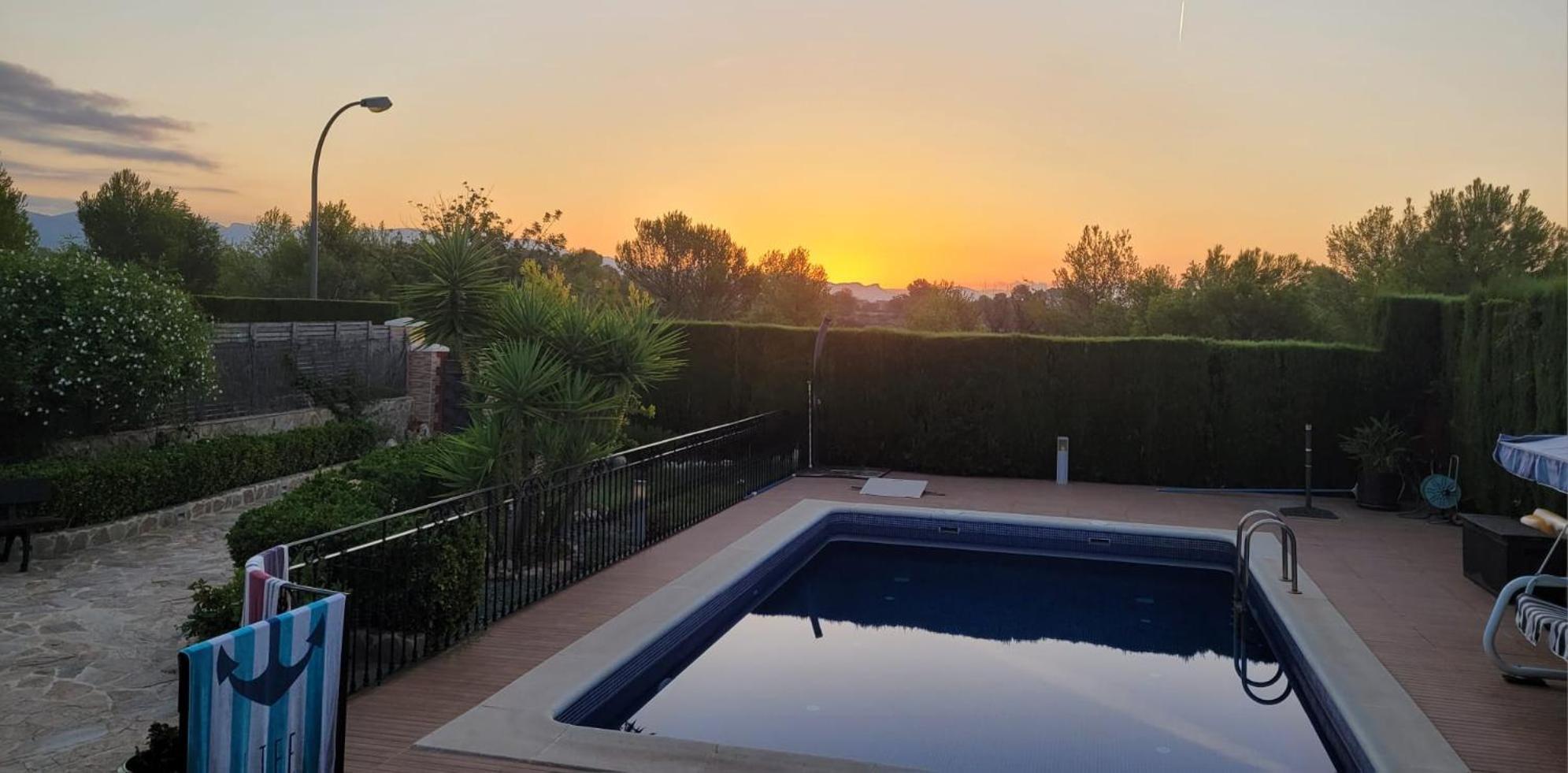 Con Piscina En Holiday home Lliria