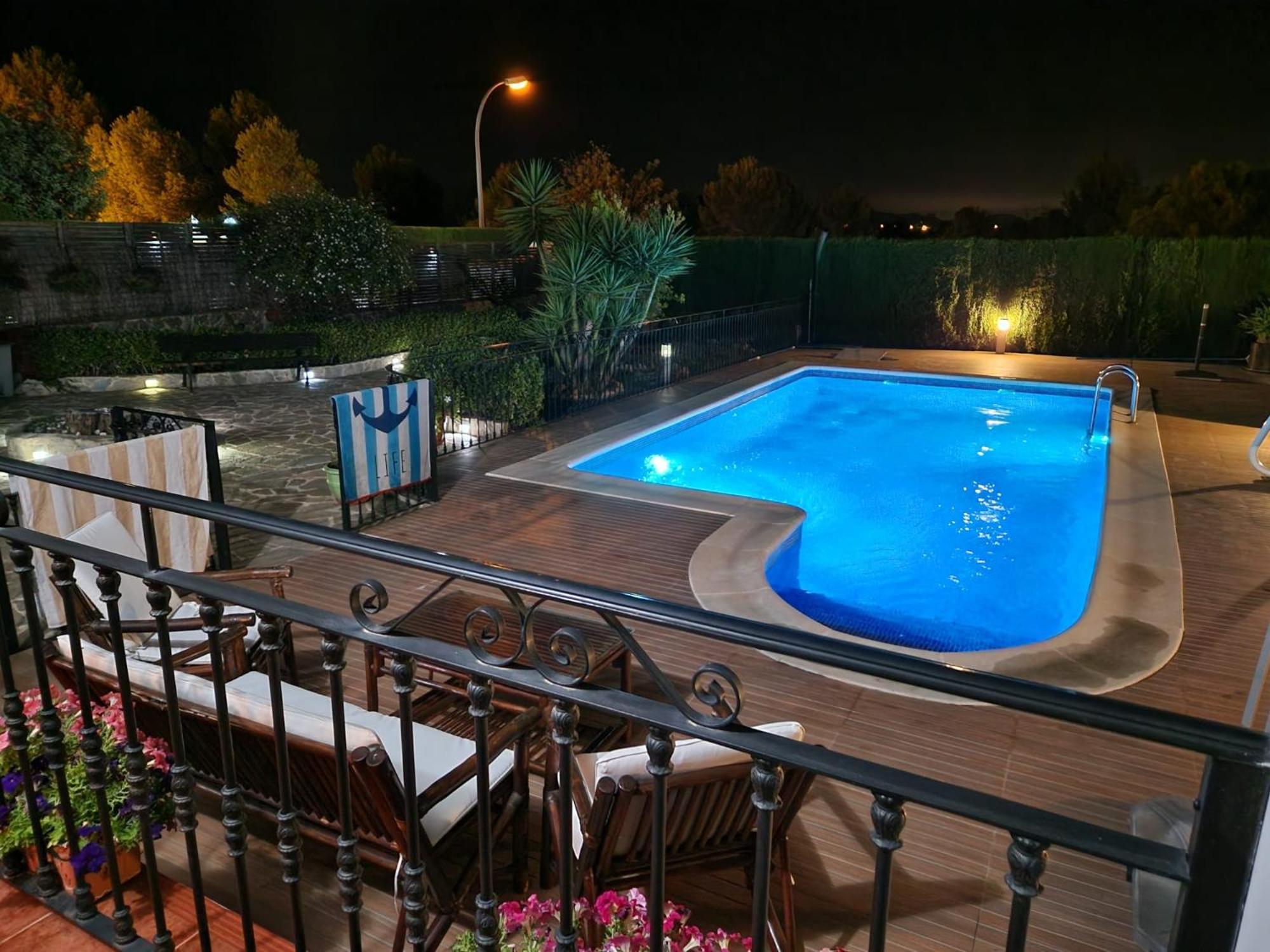 Holiday home Con Piscina En