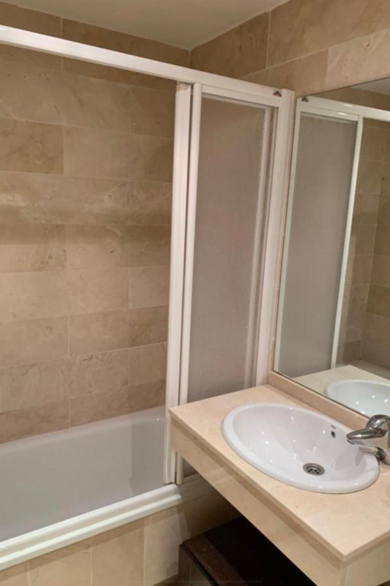 - Alicate Beachfront - 5 *