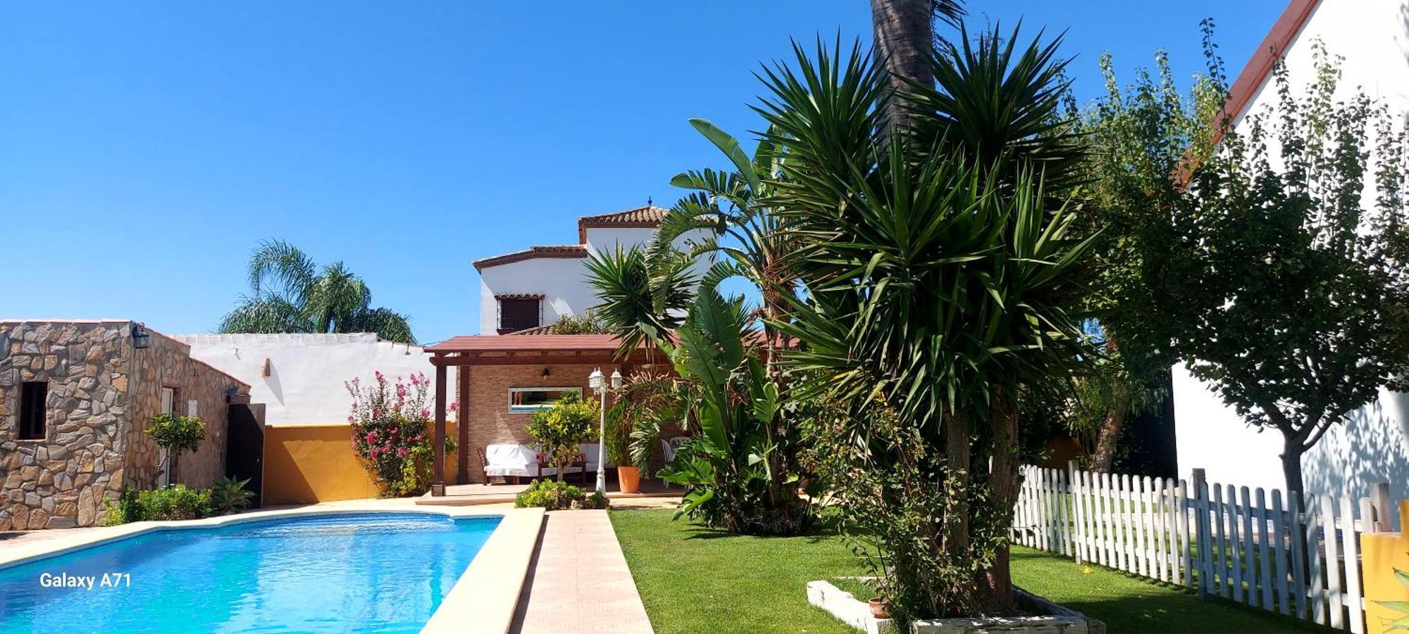 Сasa de vacaciones La Huerta Con Piscina Chimenea Y Wifi Conil De La Frontera