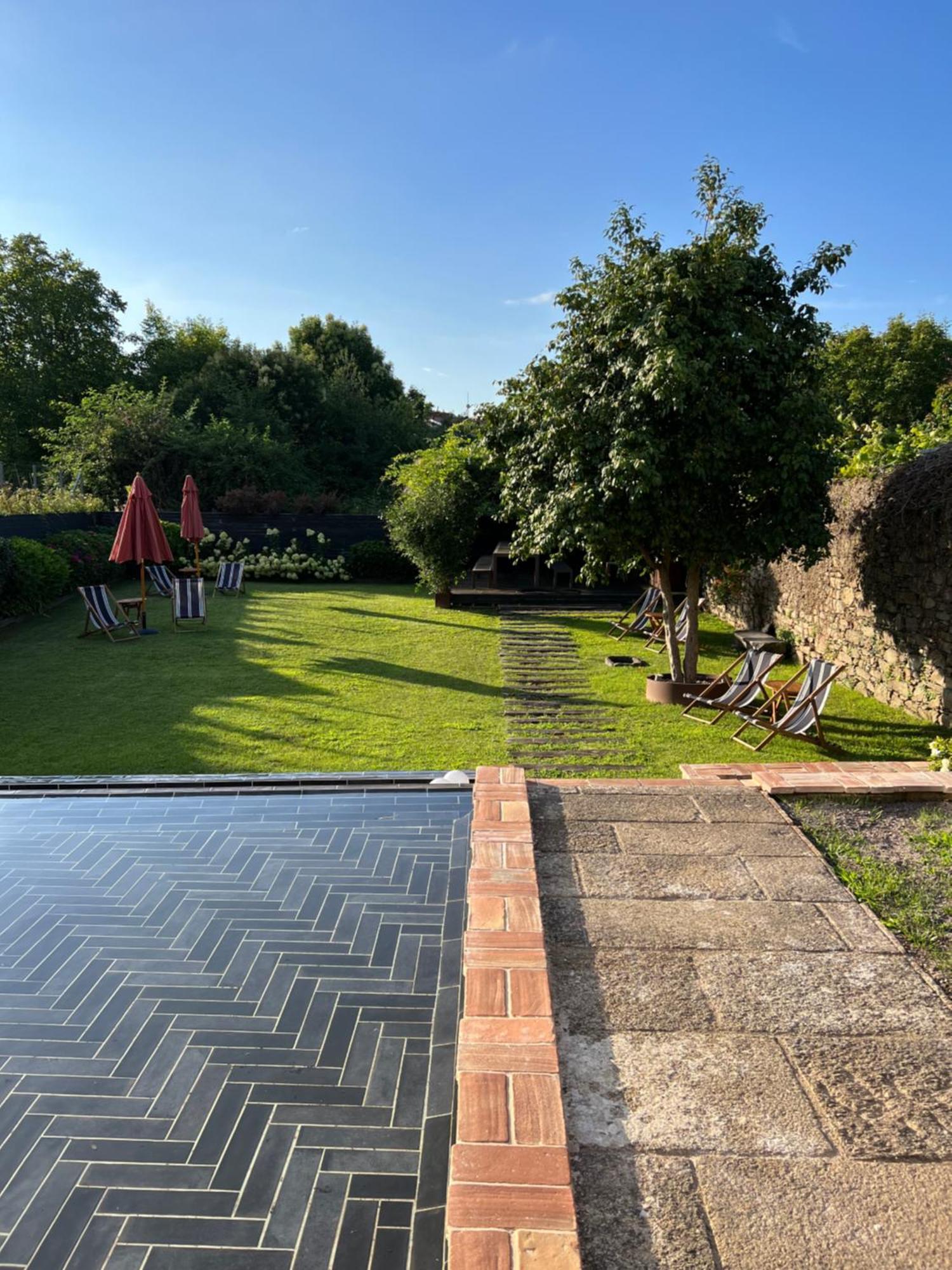 The Tailor's Garden Hotel *