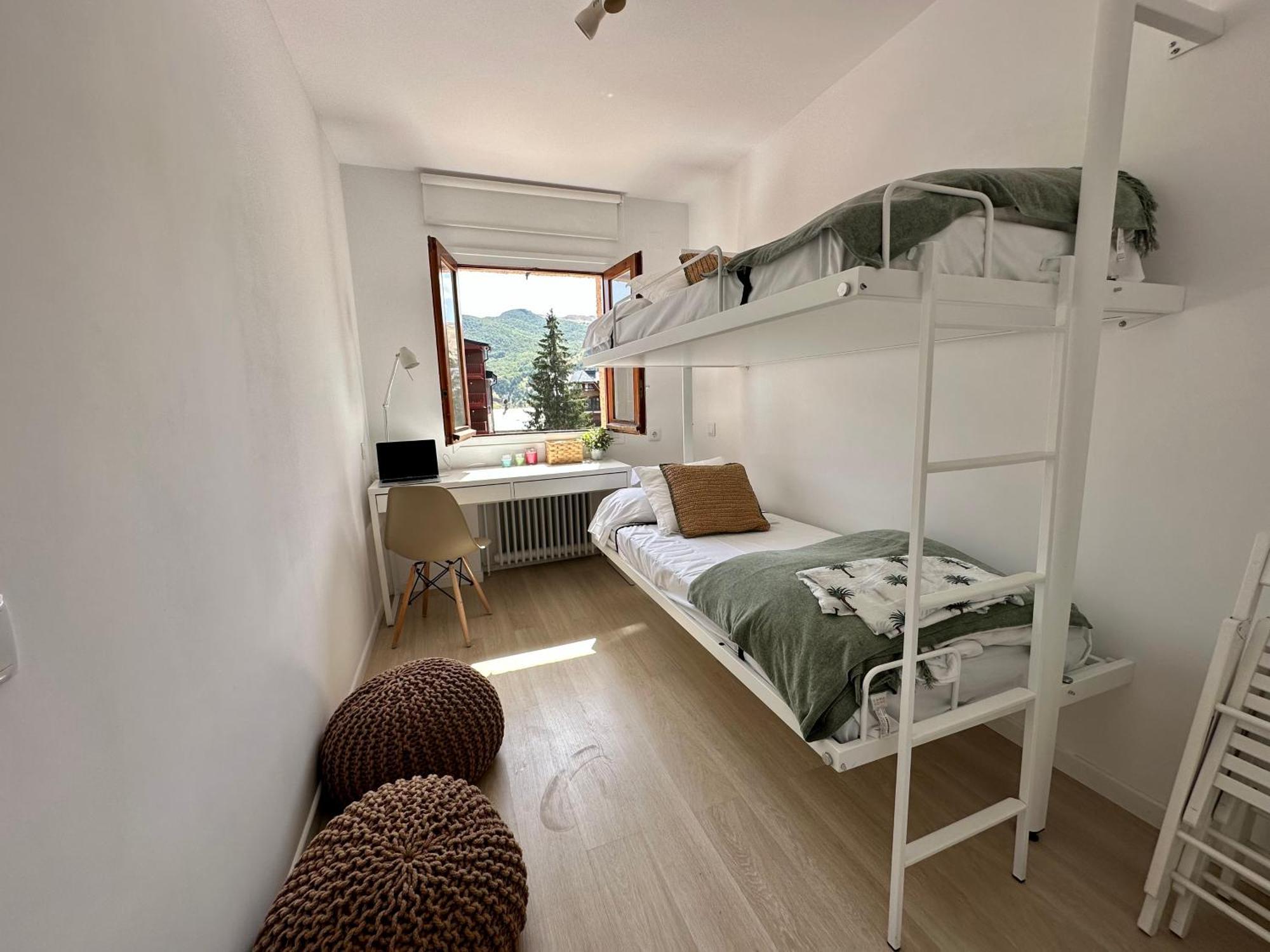 Apartamento Súper Céntrico, Con Vistas A Pistas Y Wifi