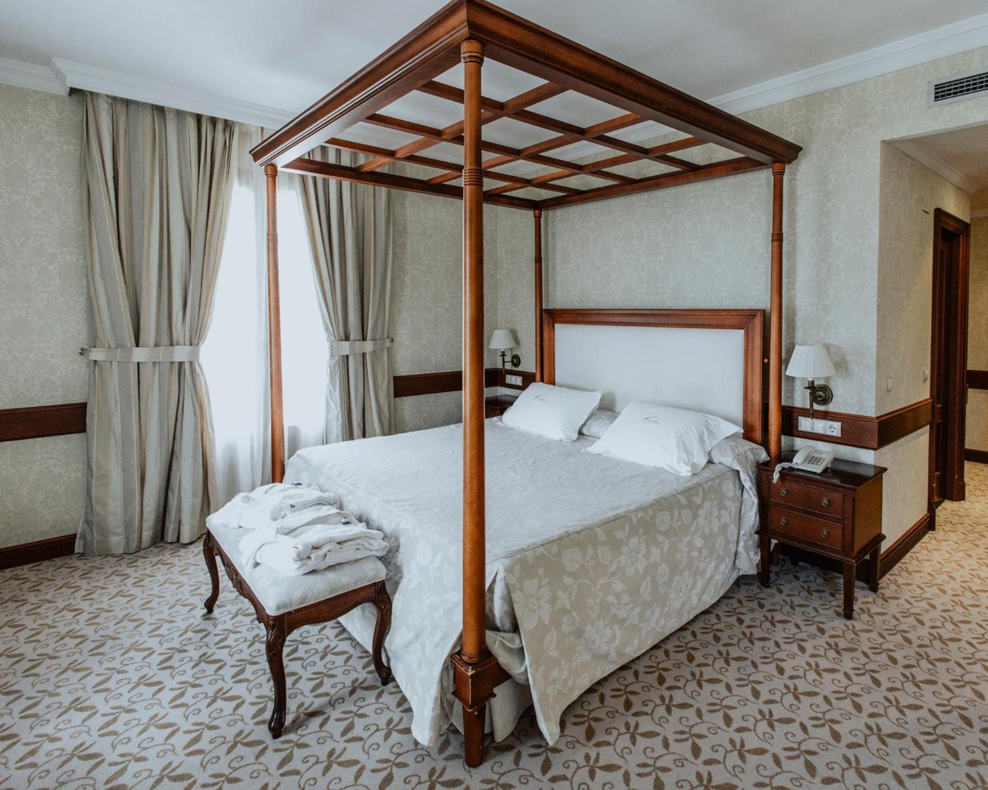 Cándido Hotel 4*
